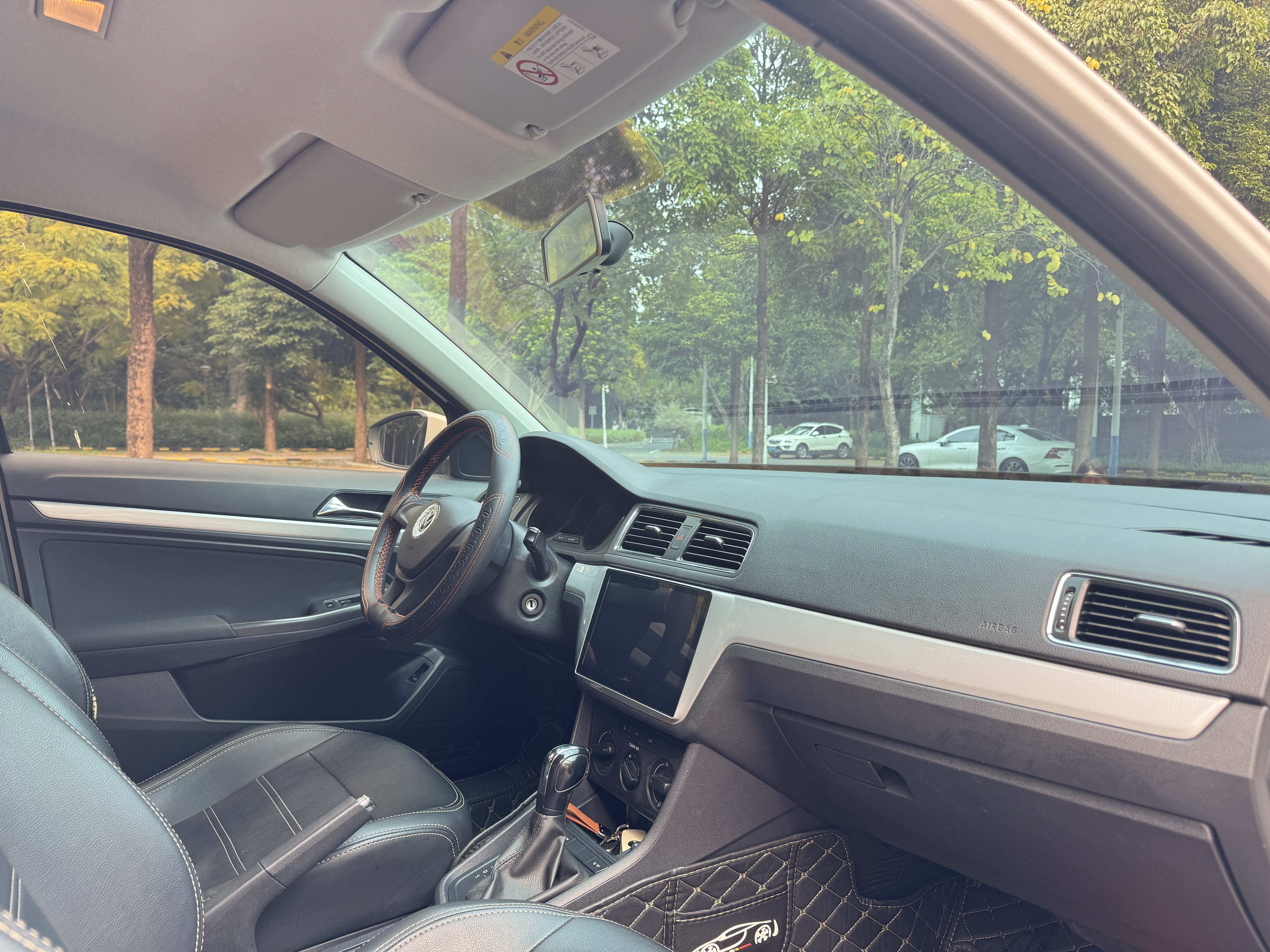 Volkswagen Lavida 2019 #10 Volkswagen Lavida 2019 car image #10