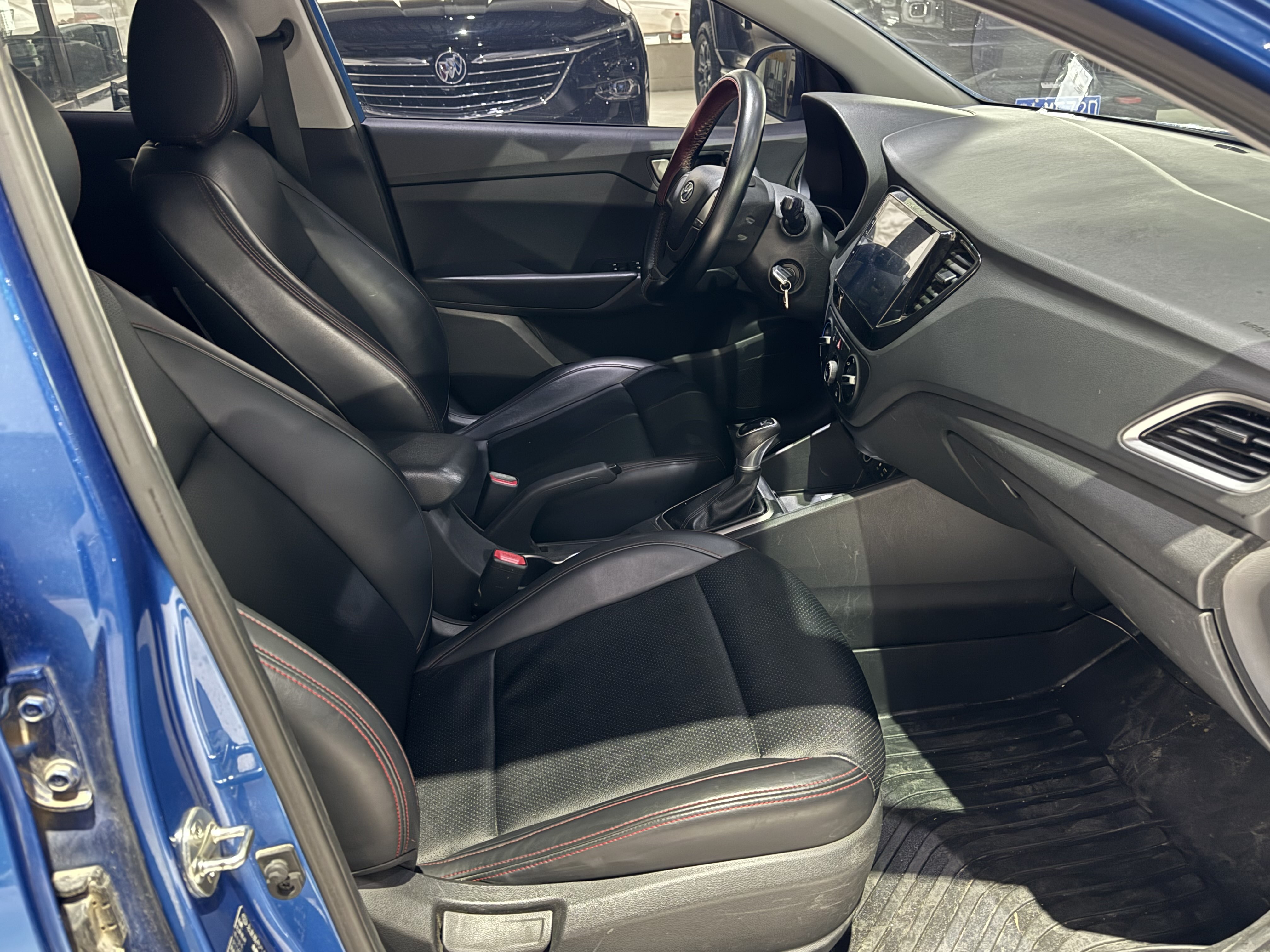 Hyundai Verna RV 2017 imagen de coche #10