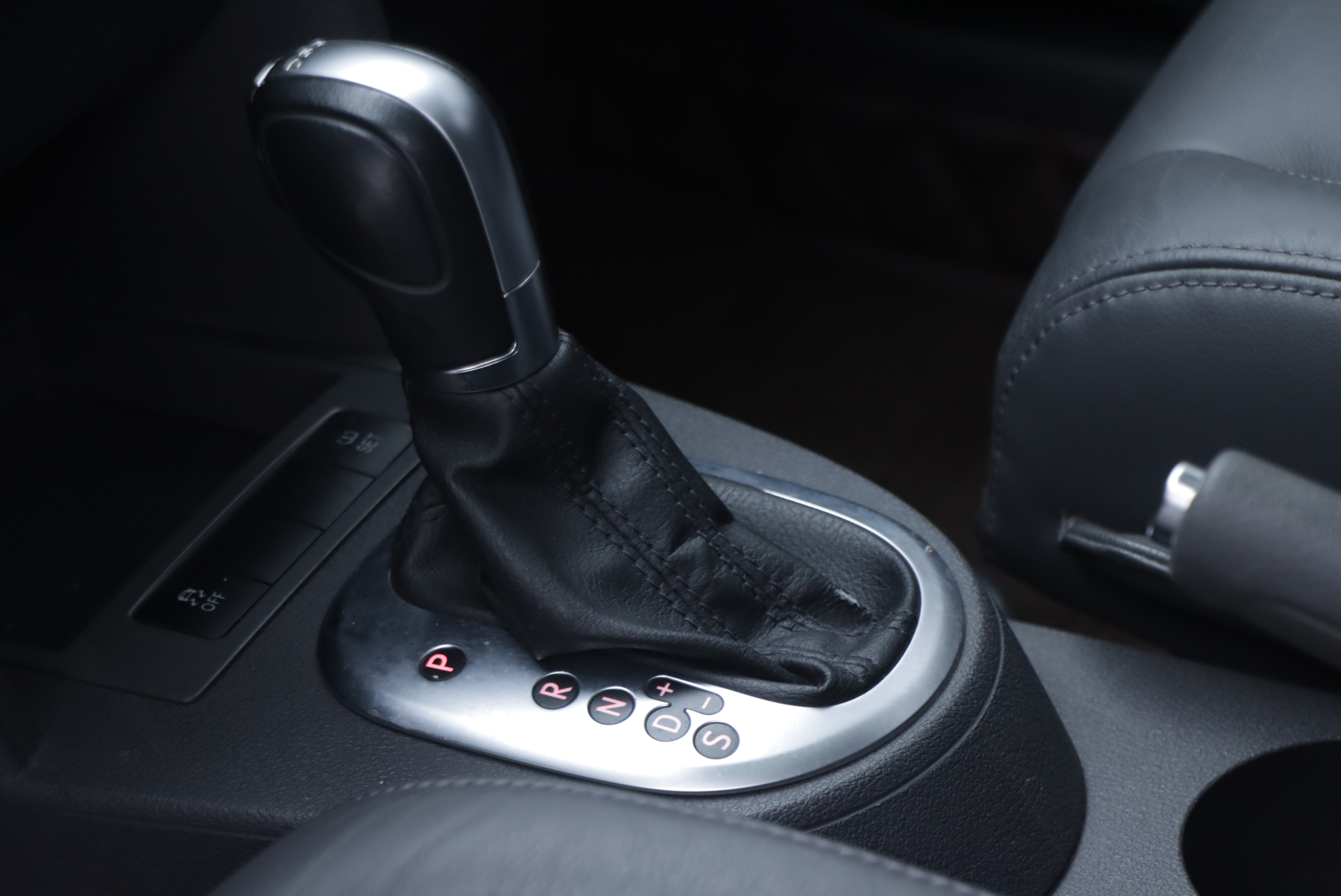 Volkswagen Touran 2013 car image #10