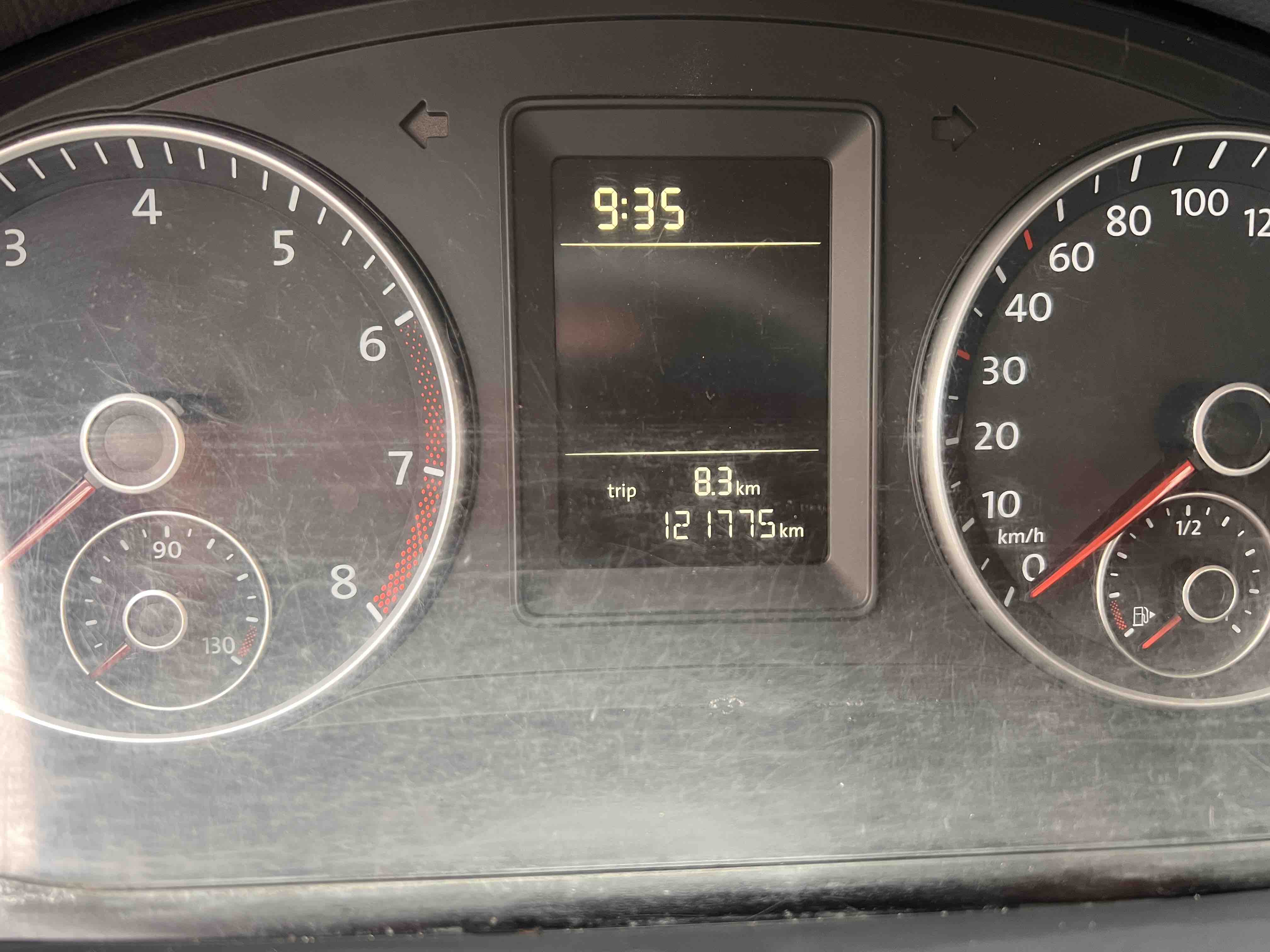 Volkswagen Touran 2015 car image #10