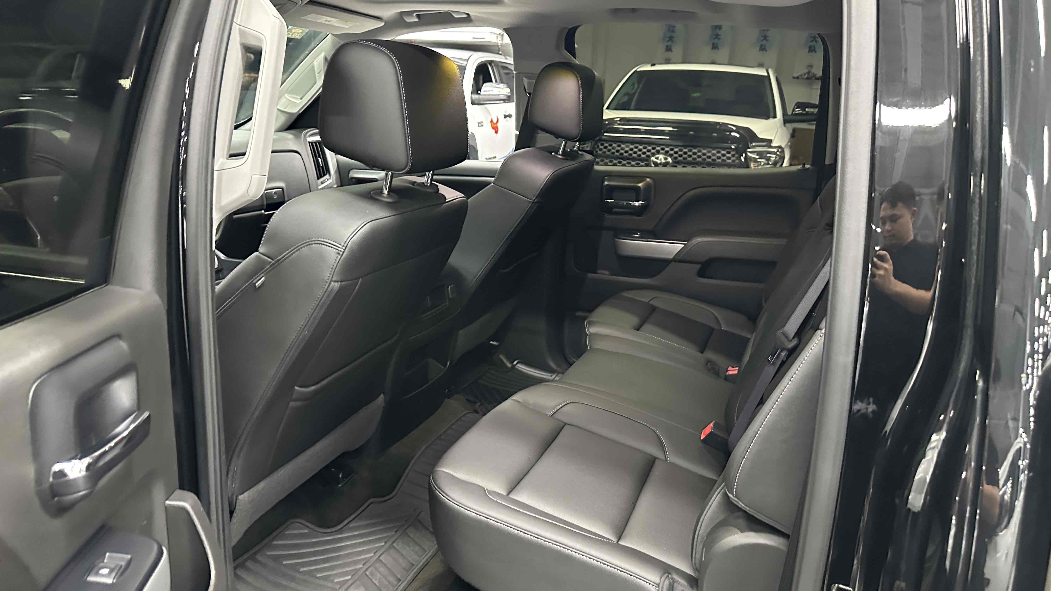 Chevrolet Silverado 2018 car image #10