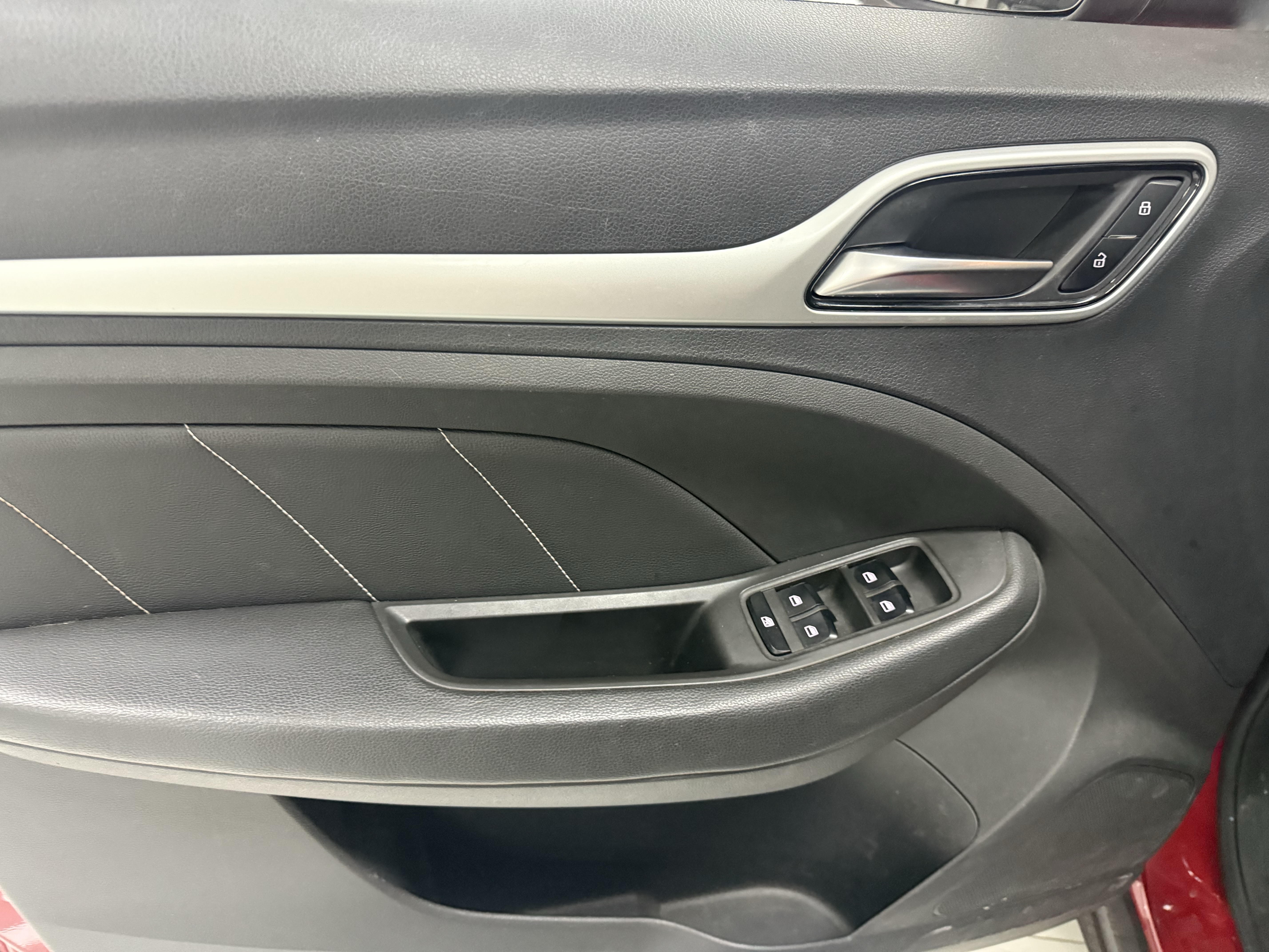 MG ZS 2017 car image #10