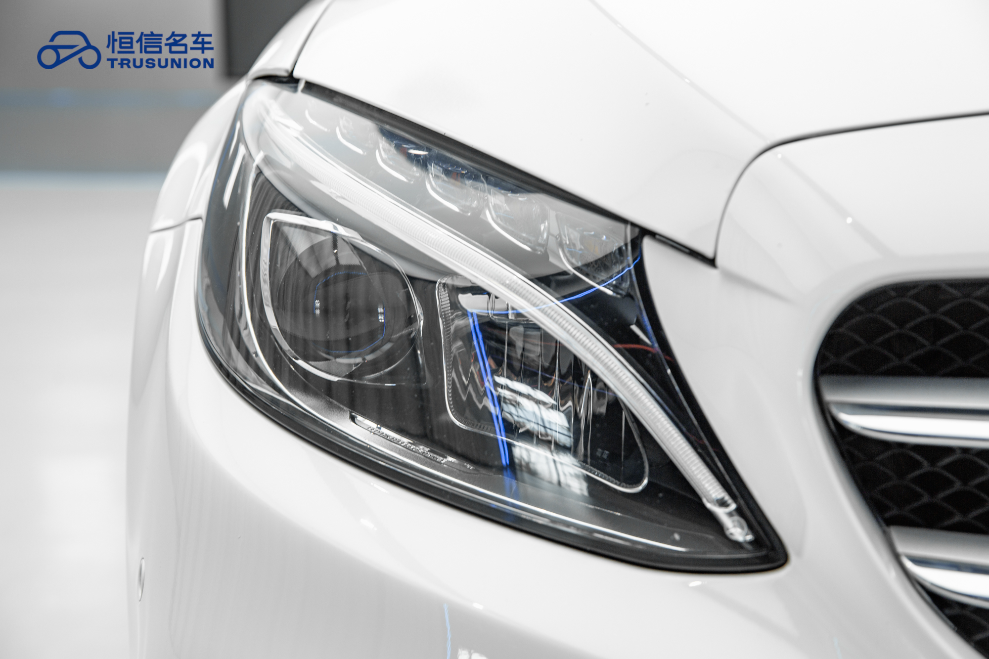 Mercedes-Benz C Class 2017 car image #10