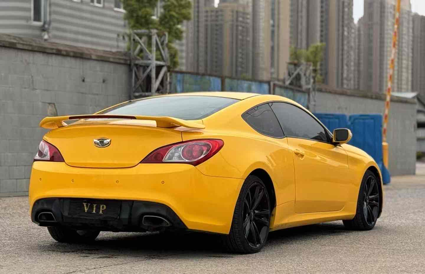 Hyundai Rohens 2012 car image #10