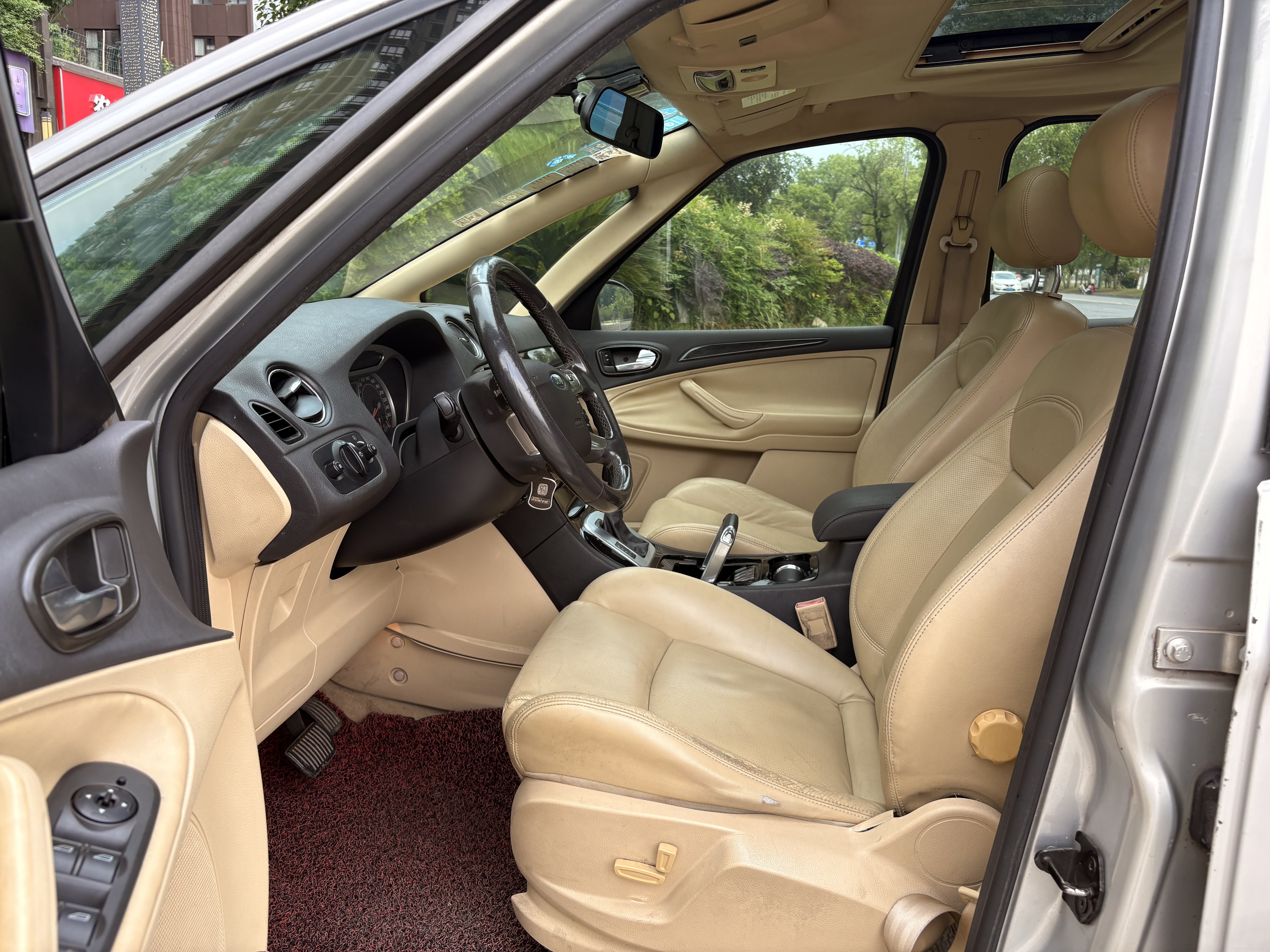 Ford S-MAX 2010 изображение автомобиля #10