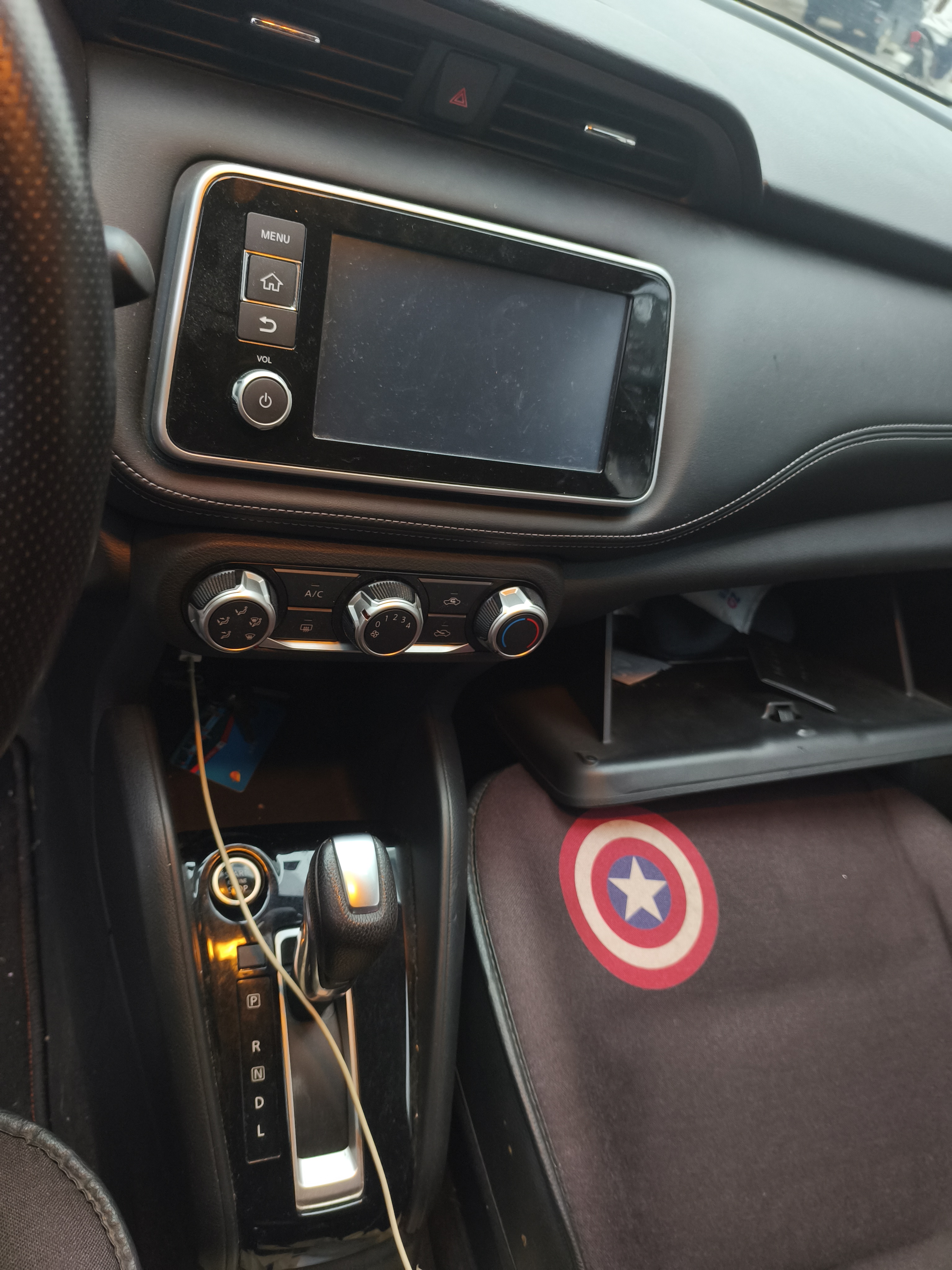 Nissan Kicks 2017 imagen de coche #10