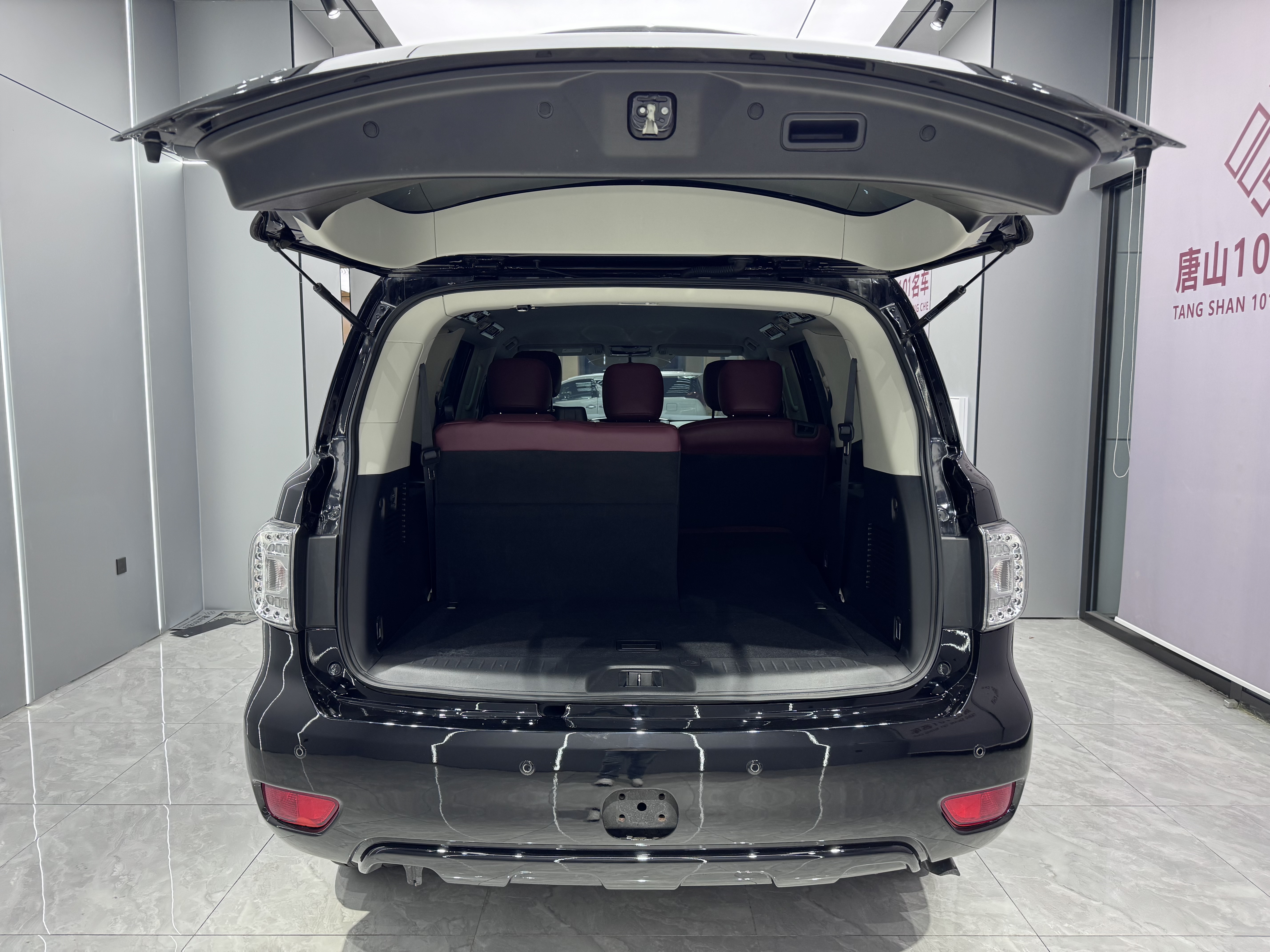 日产 途乐 2018 汽车图片 #10