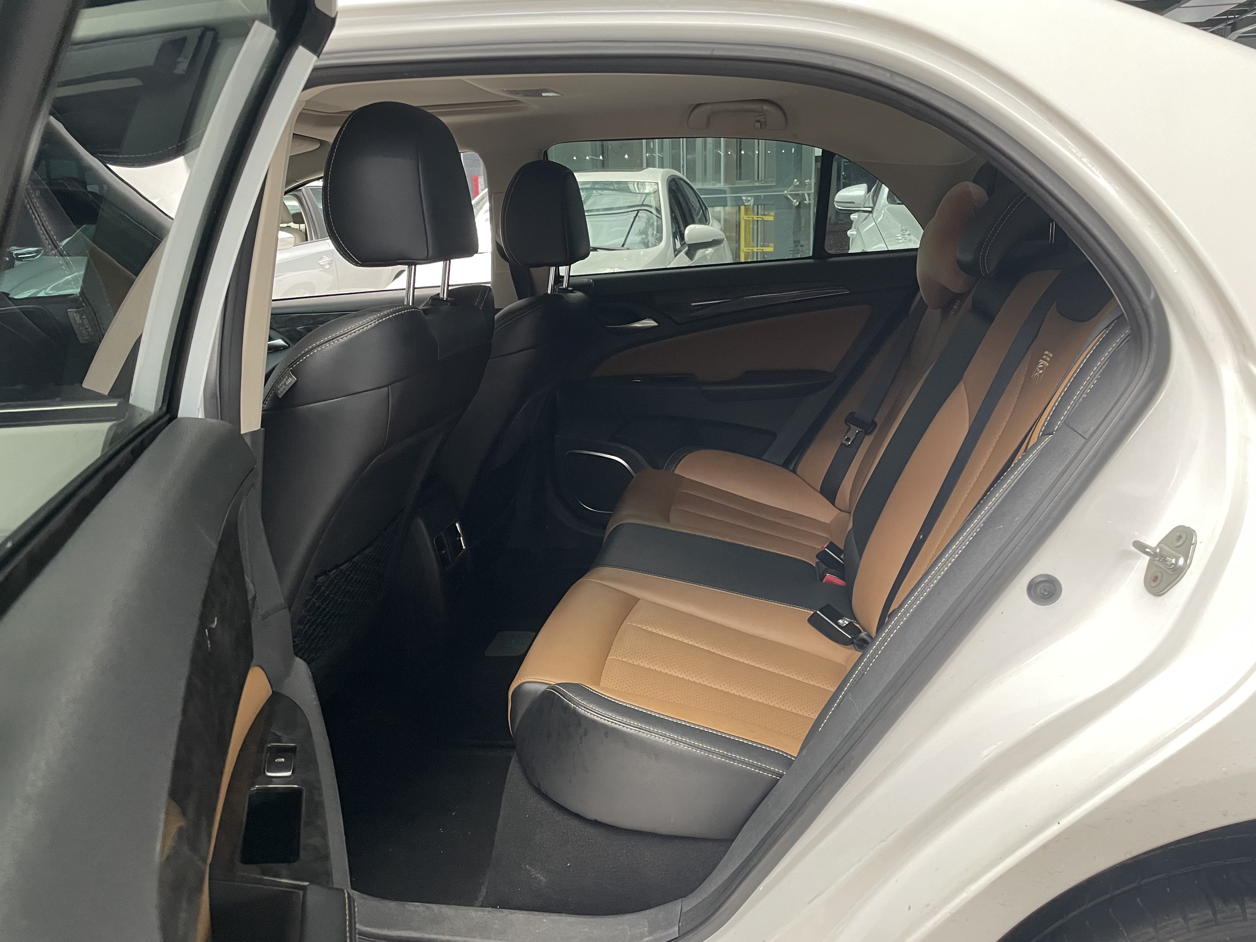 BYD Qin New Energy 2017 immagine di auto #10