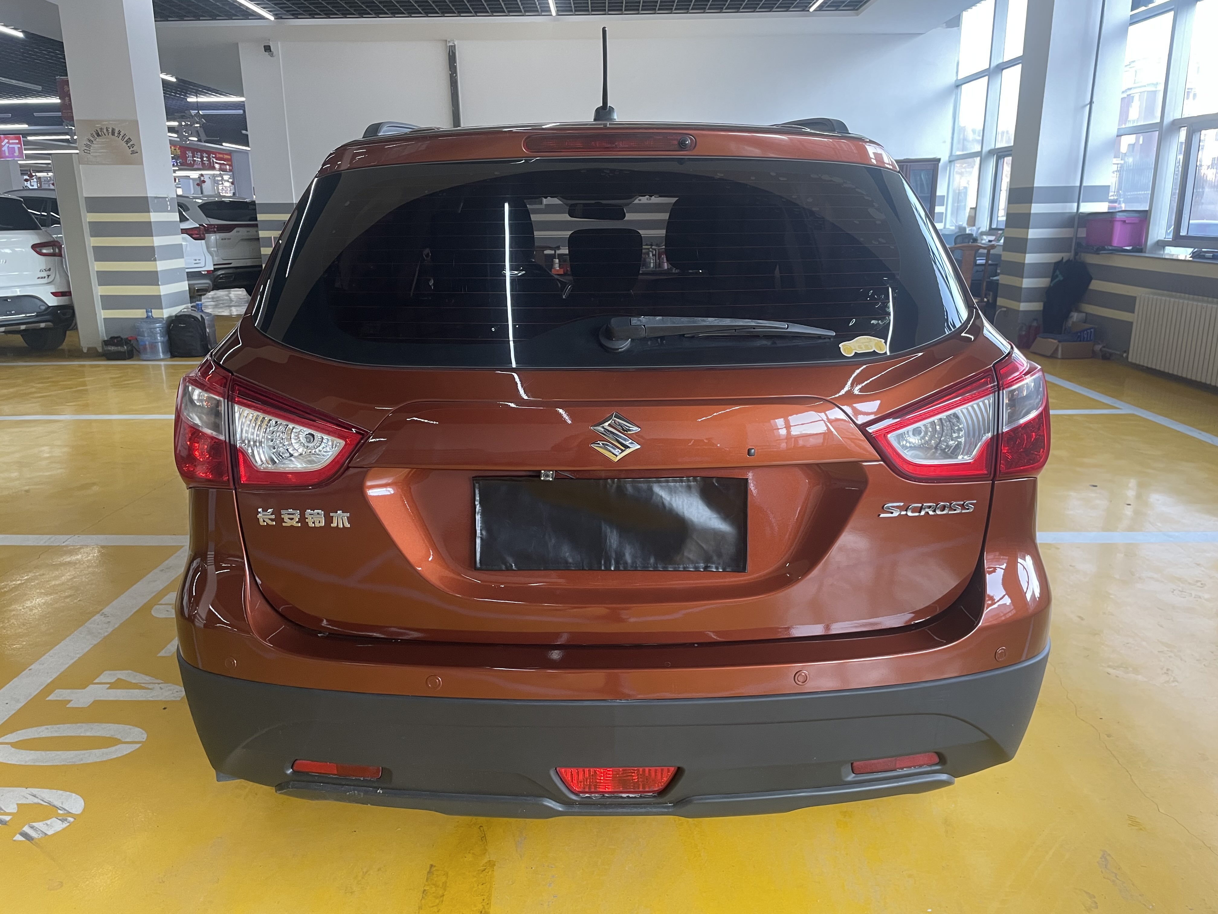 Suzuki SX4 S-CROSS 2018 imagem de carro #10