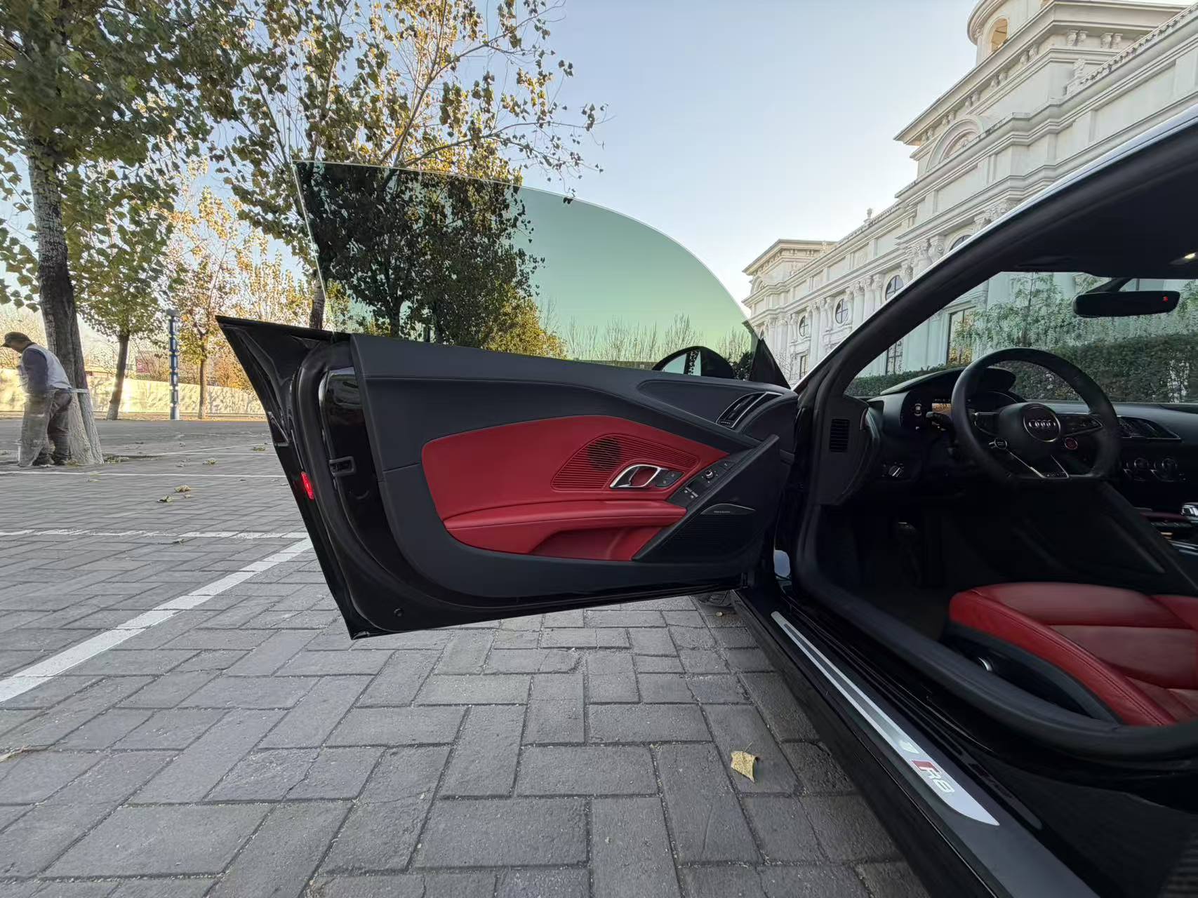 Audi R8 2018 car image #10