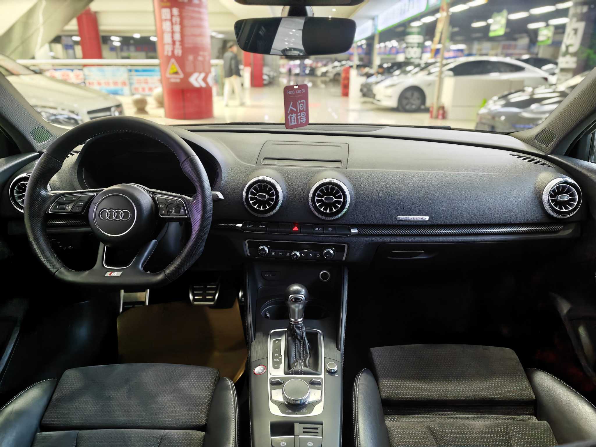 Audi S3 2018 #10 Audi S3 2018 صورة سيارة #10