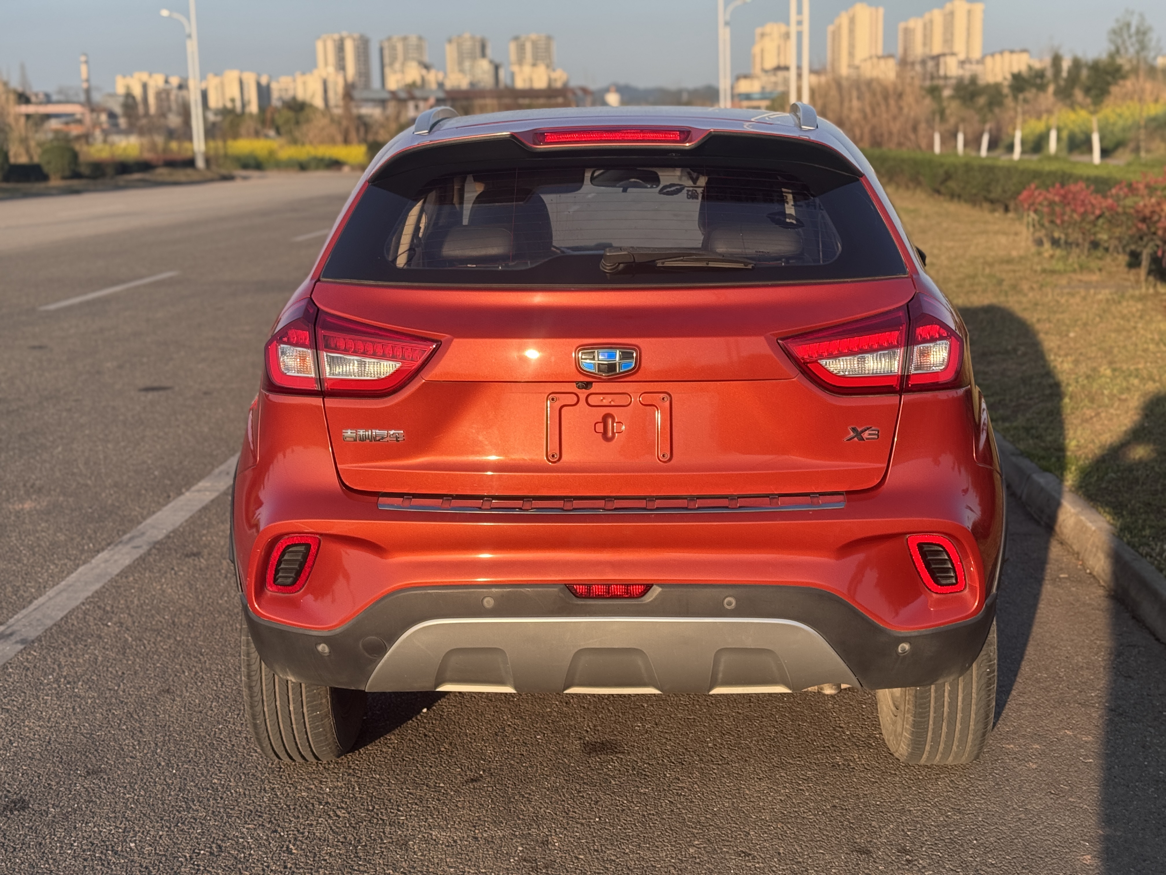 Vision X3 2018 car image #10