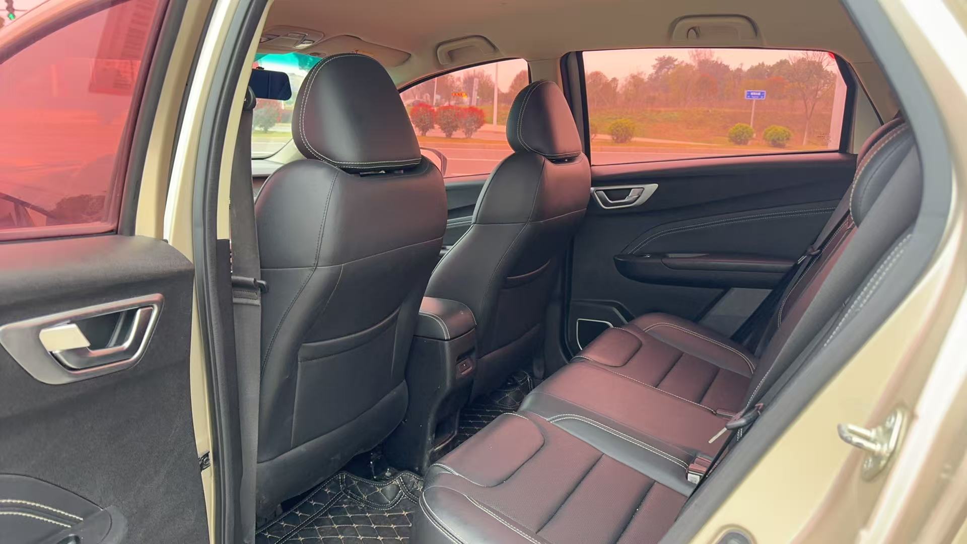 Vision X3 2018 #10 Vision X3 2018 car image #10