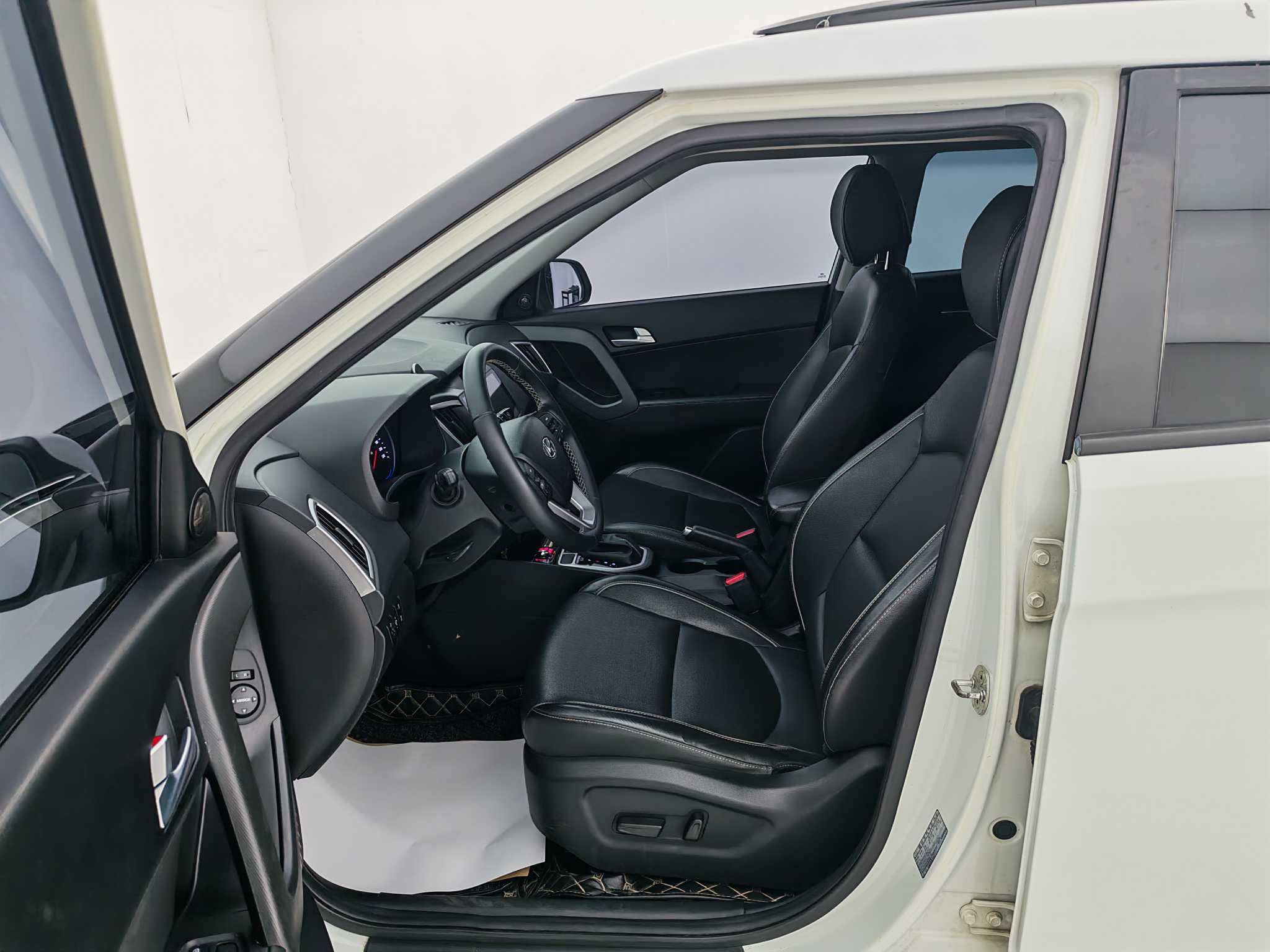 Hyundai ix25 2019 car image #10