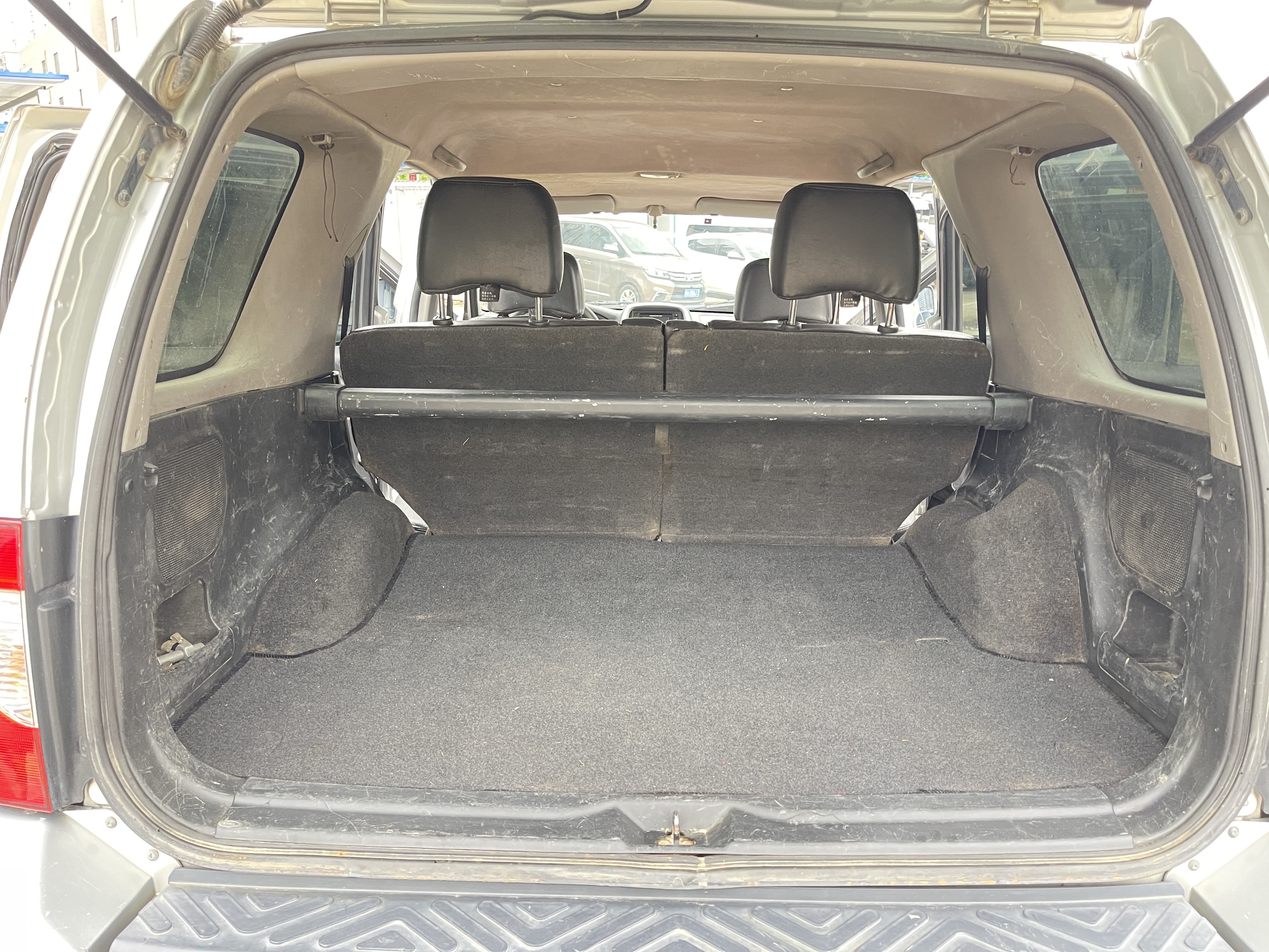 日产 日产帕拉丁 2011 汽车图片 #10