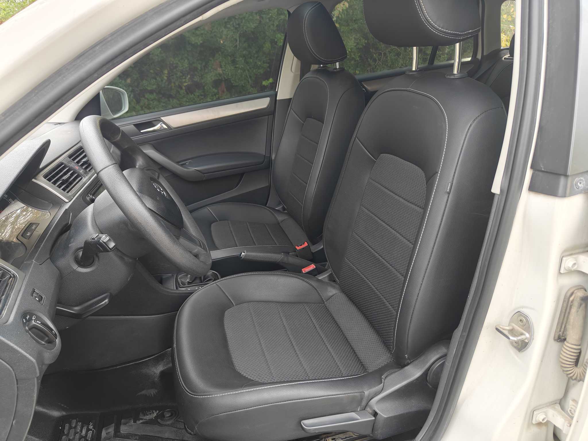 Skoda Rapid Spaceback 2018 car image #10