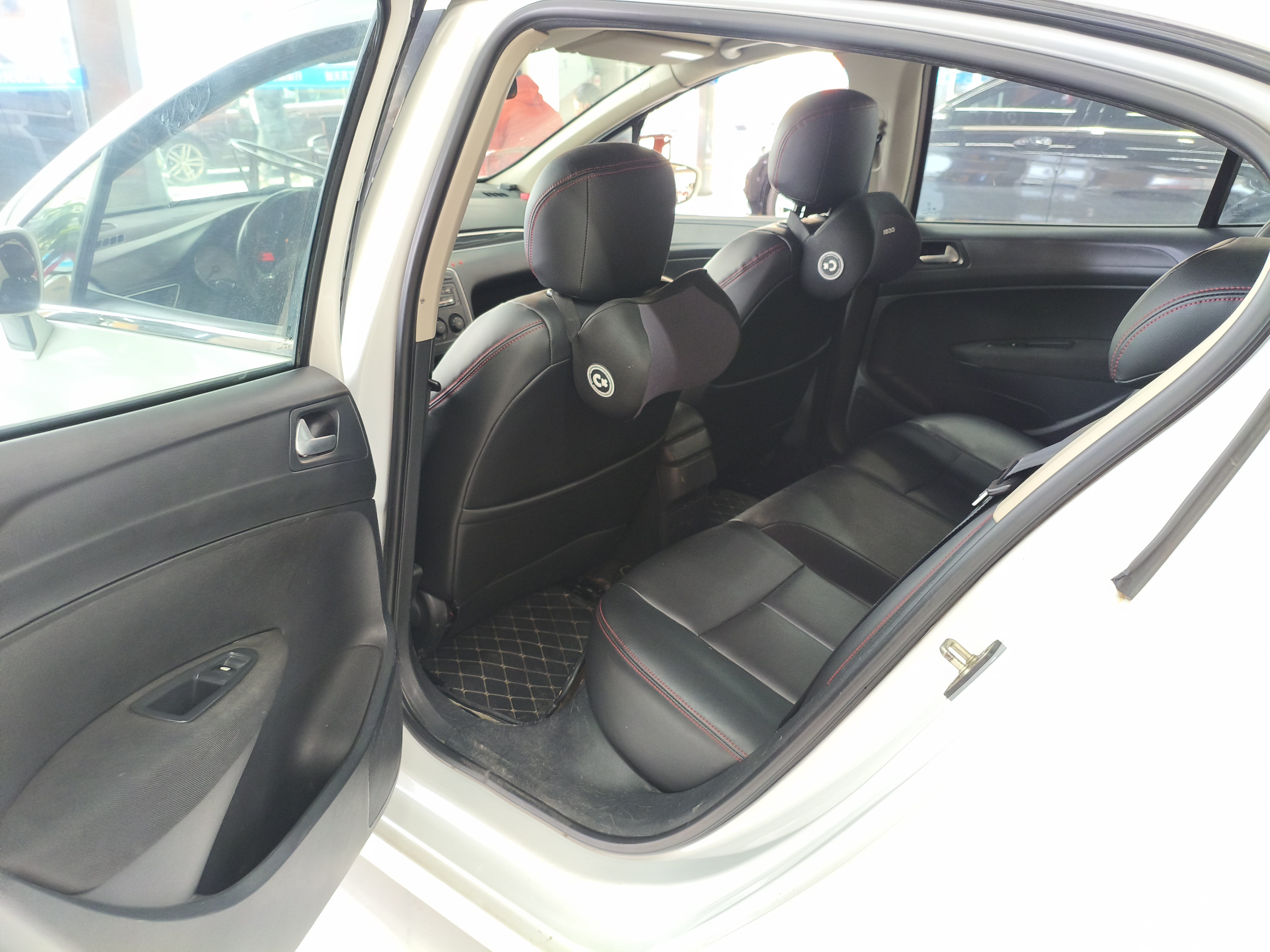 标致 标致308 2015 汽车图片 #10