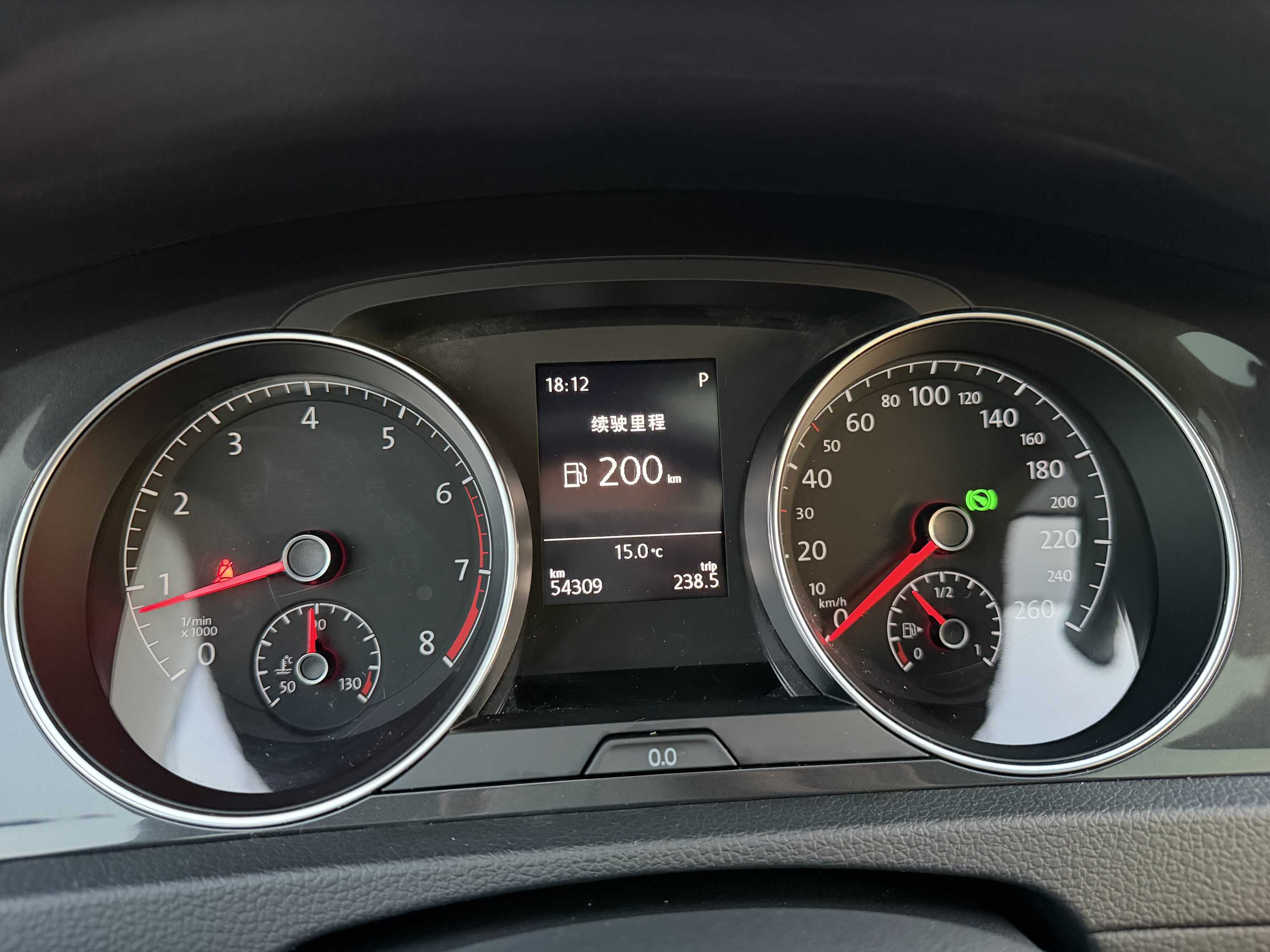 Volkswagen Golf 2018 car image #10