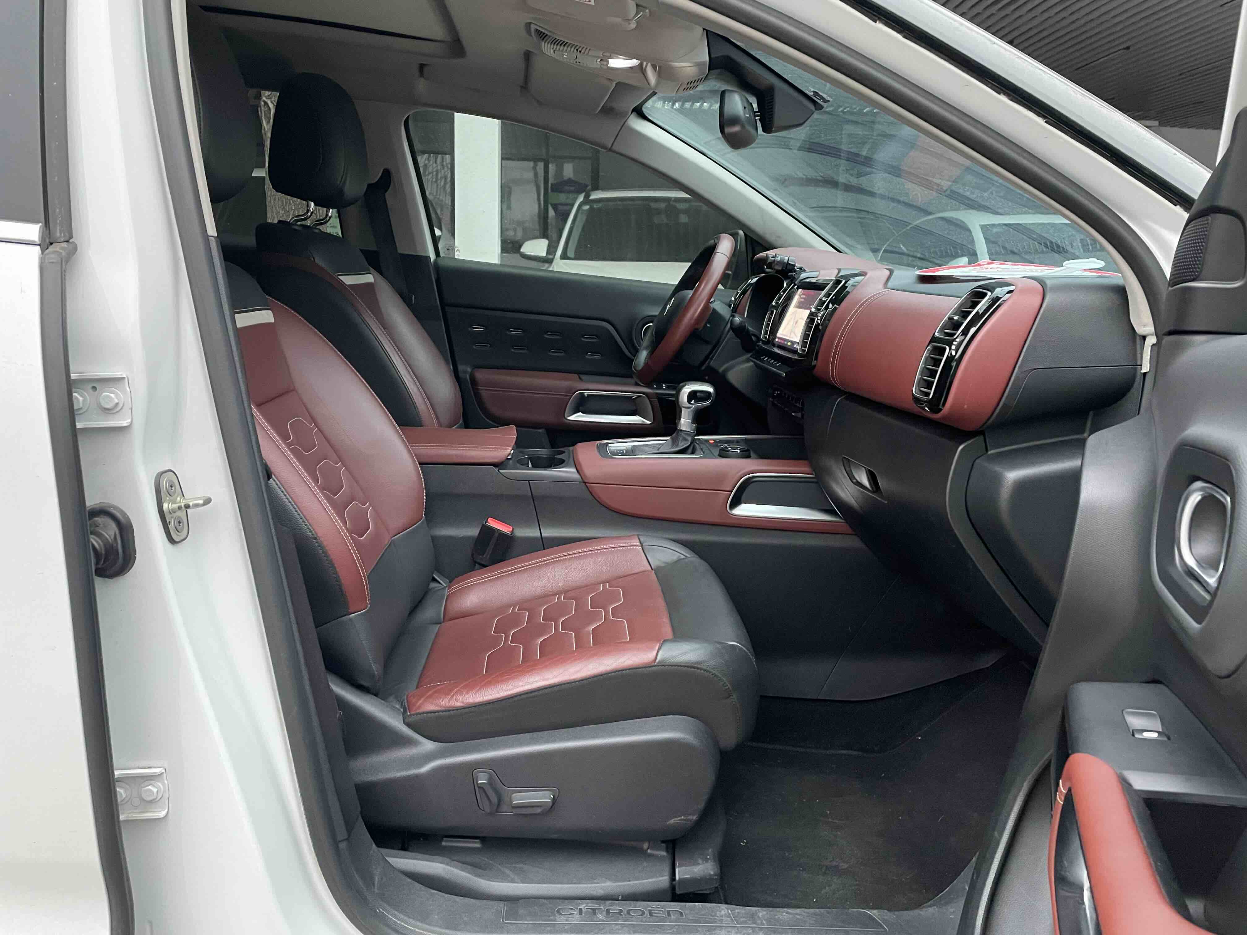 Citroen C5 AIRCROSS 2018 car image #10