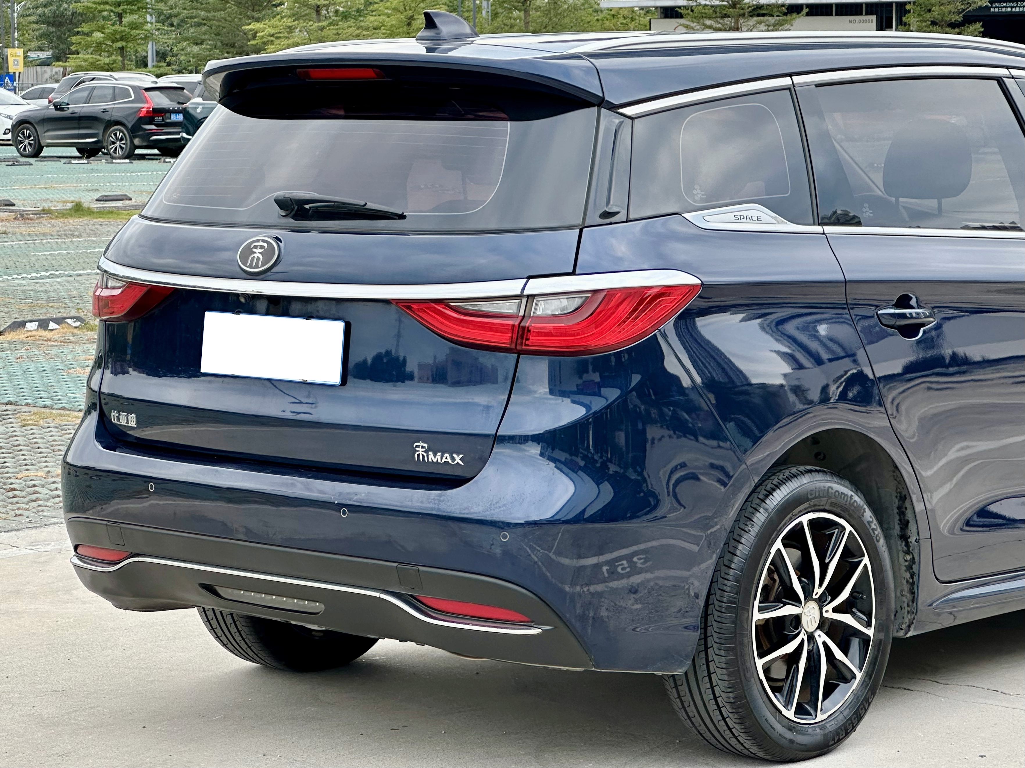 BYD Song MAX 2018 car image #10