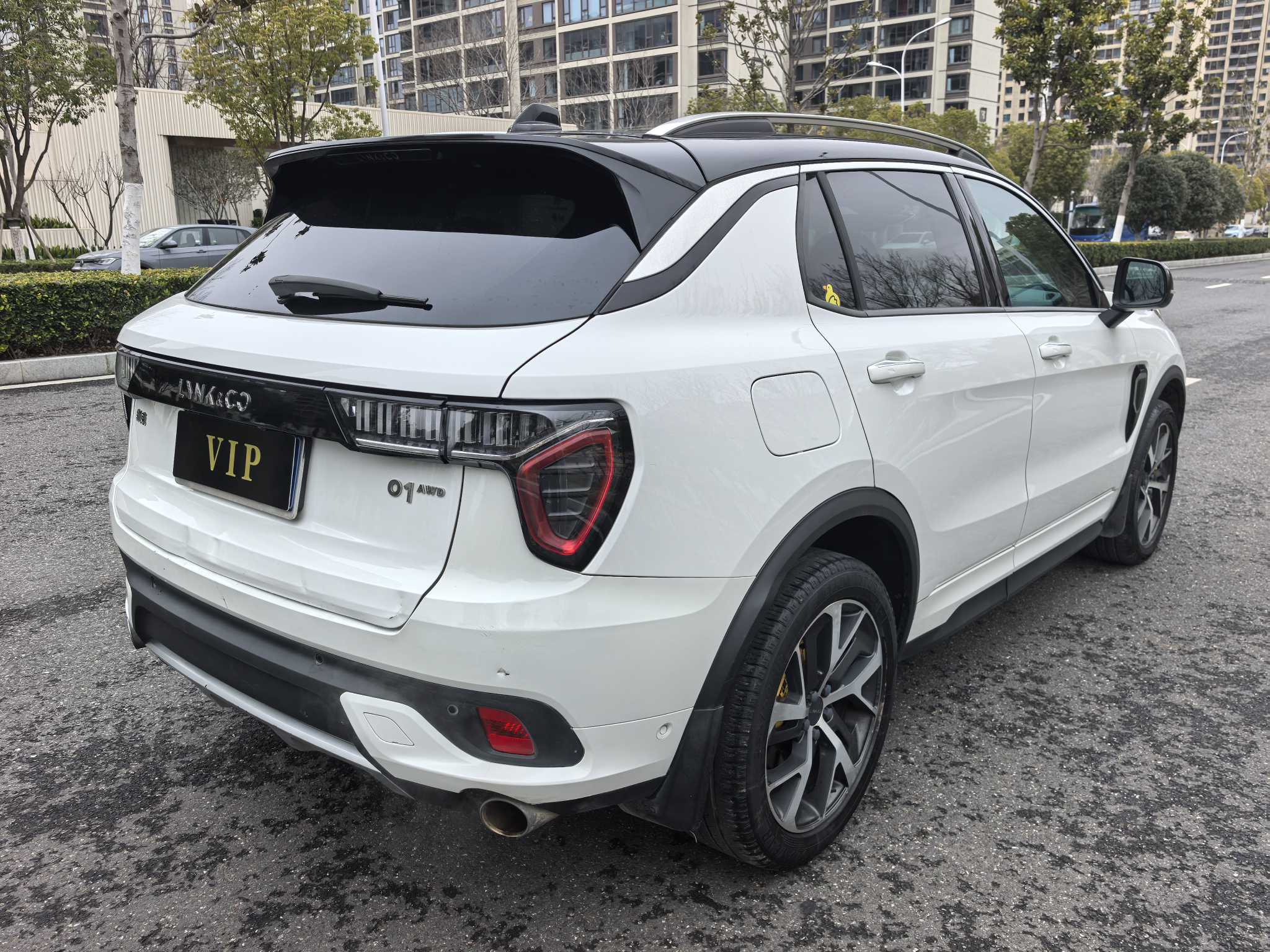 Lynk & Co 2018 car image #10