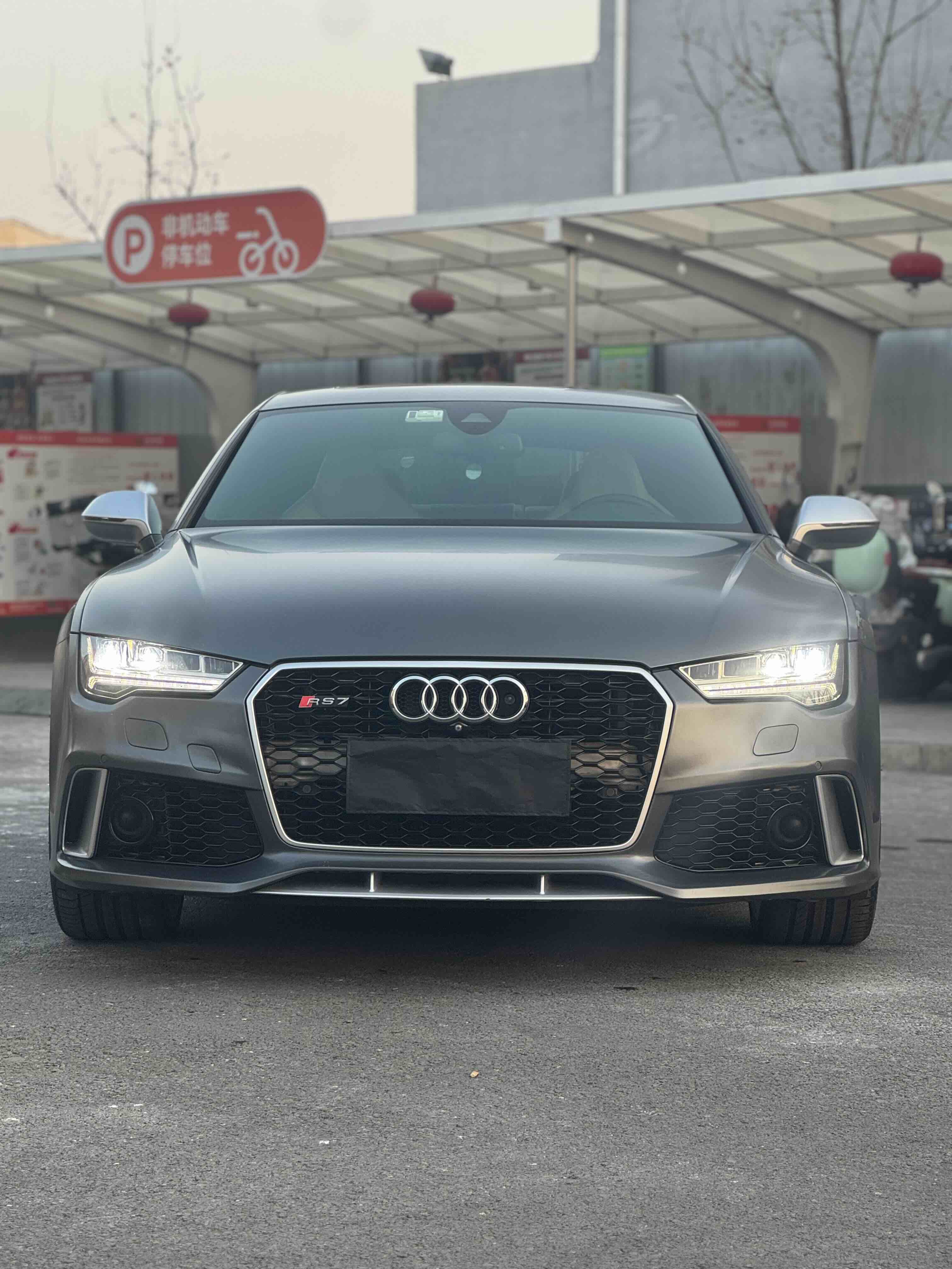 Audi RS 7 2019 car image #10