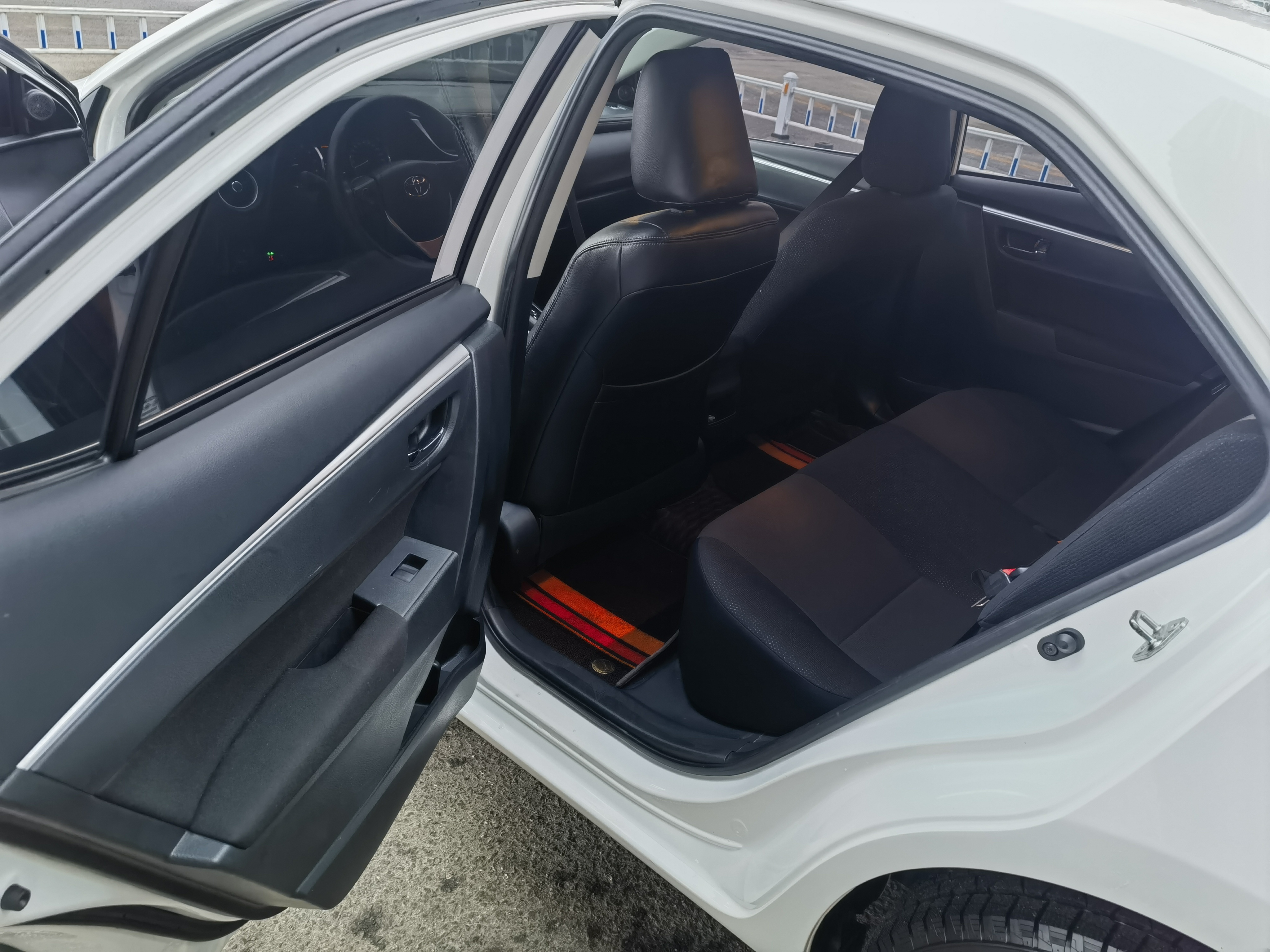 Toyota Corolla 2018 #10 Toyota Corolla 2018 car image #10