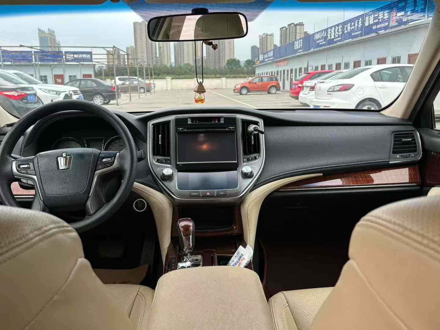 丰田 皇冠 2017 汽车图片 #10