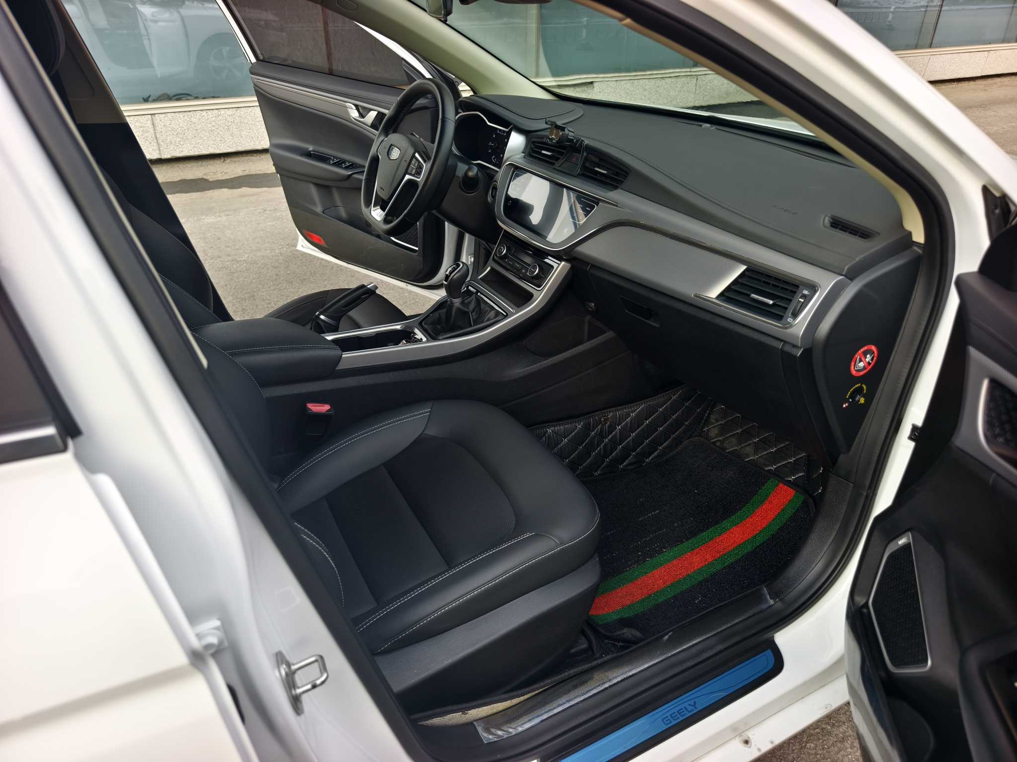 Emgrand GL 2019 car image #10
