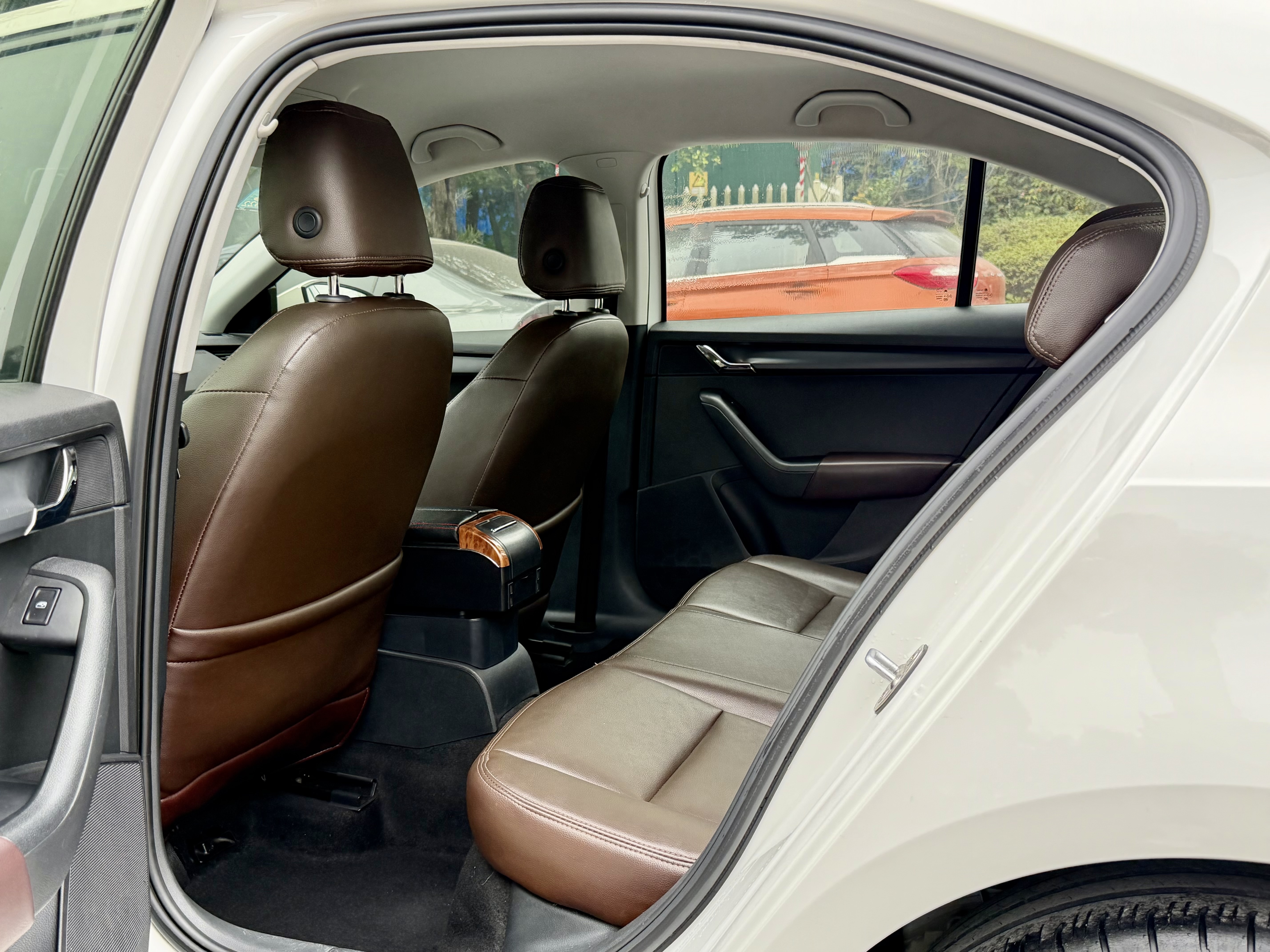 Skoda 2018 immagine di auto #10