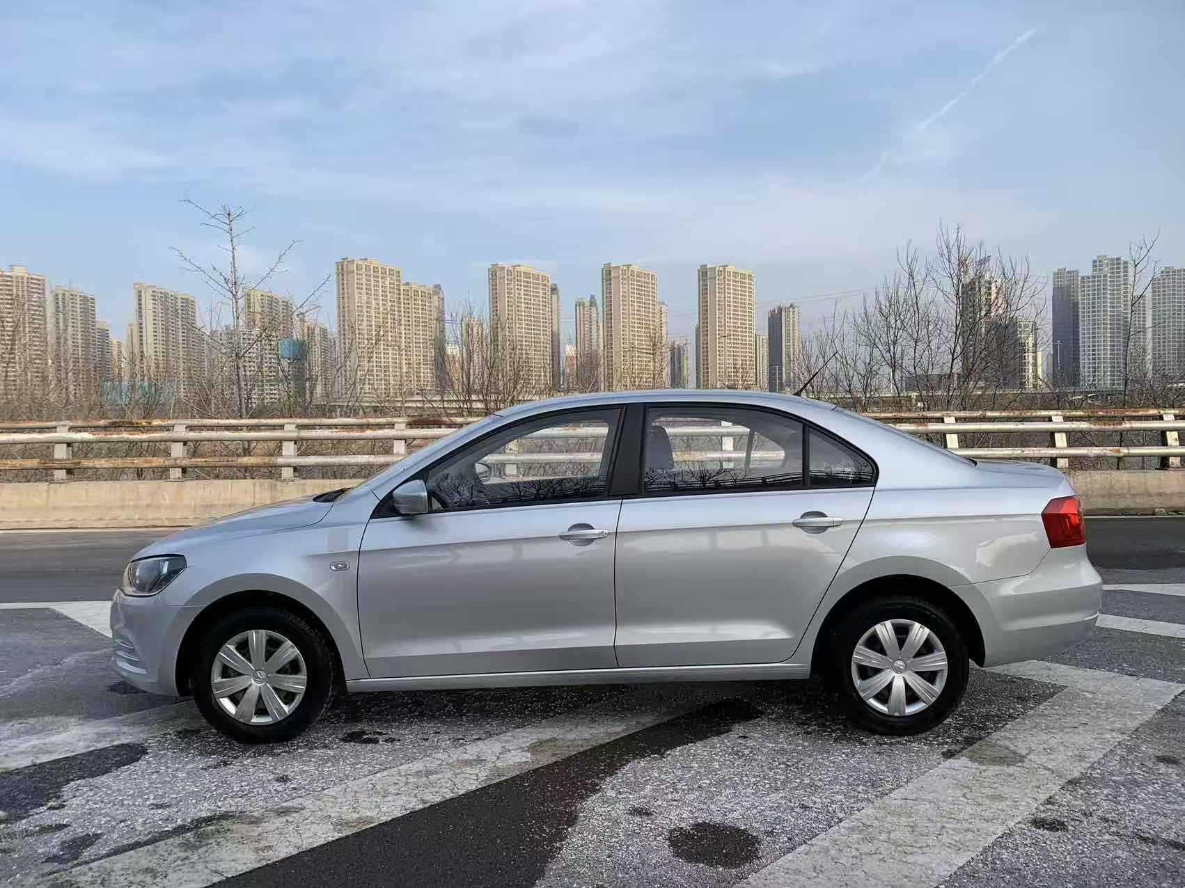 Volkswagen Jetta 2016 immagine di auto #10