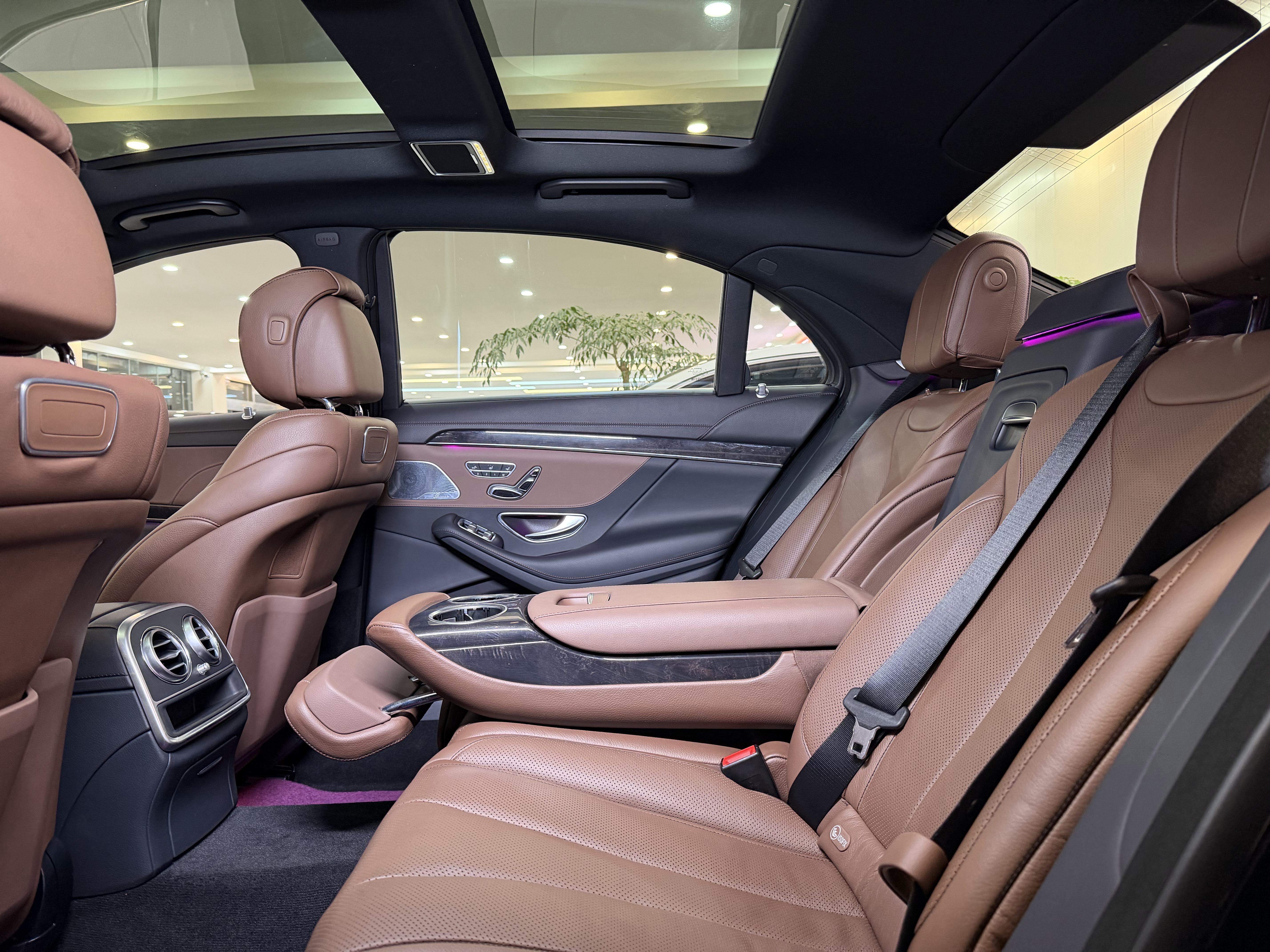 Mercedes-Benz 2018 #10 Mercedes-Benz 2018 car image #10