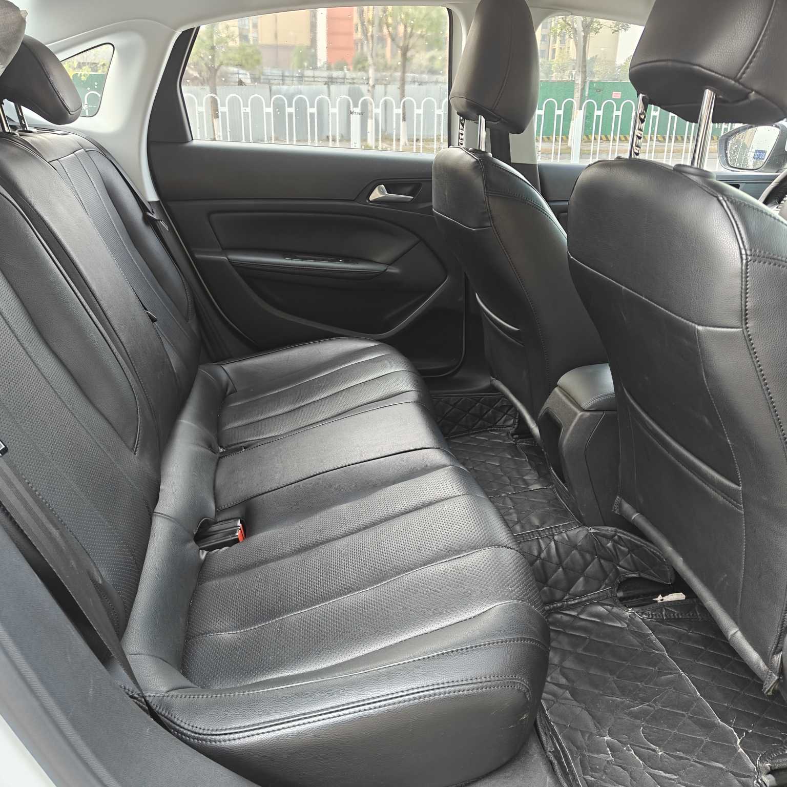 Peugeot 308 2018 #10 Peugeot 308 2018 car image #10