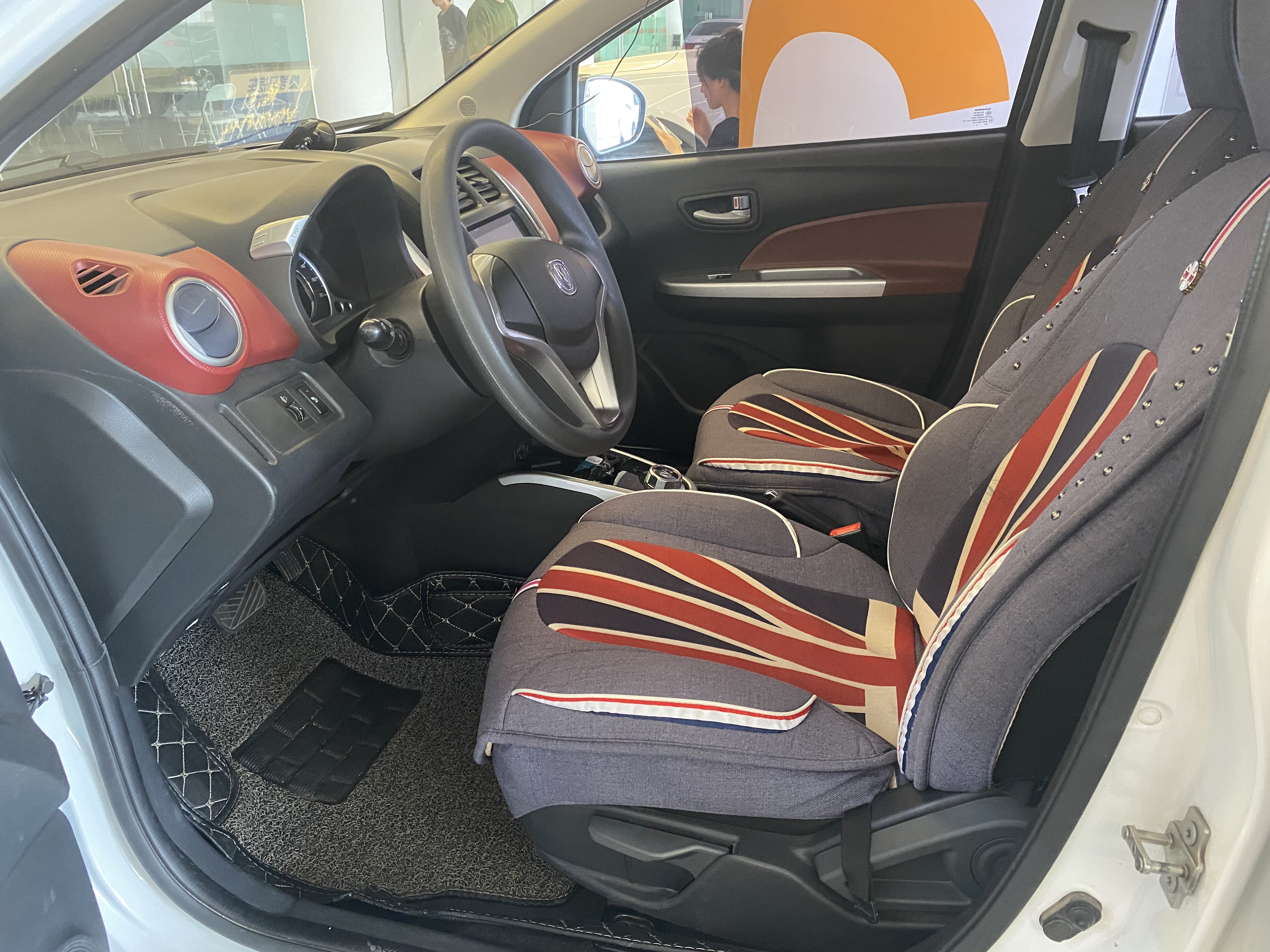 Changan BenBen EV 2018 изображение автомобиля #10