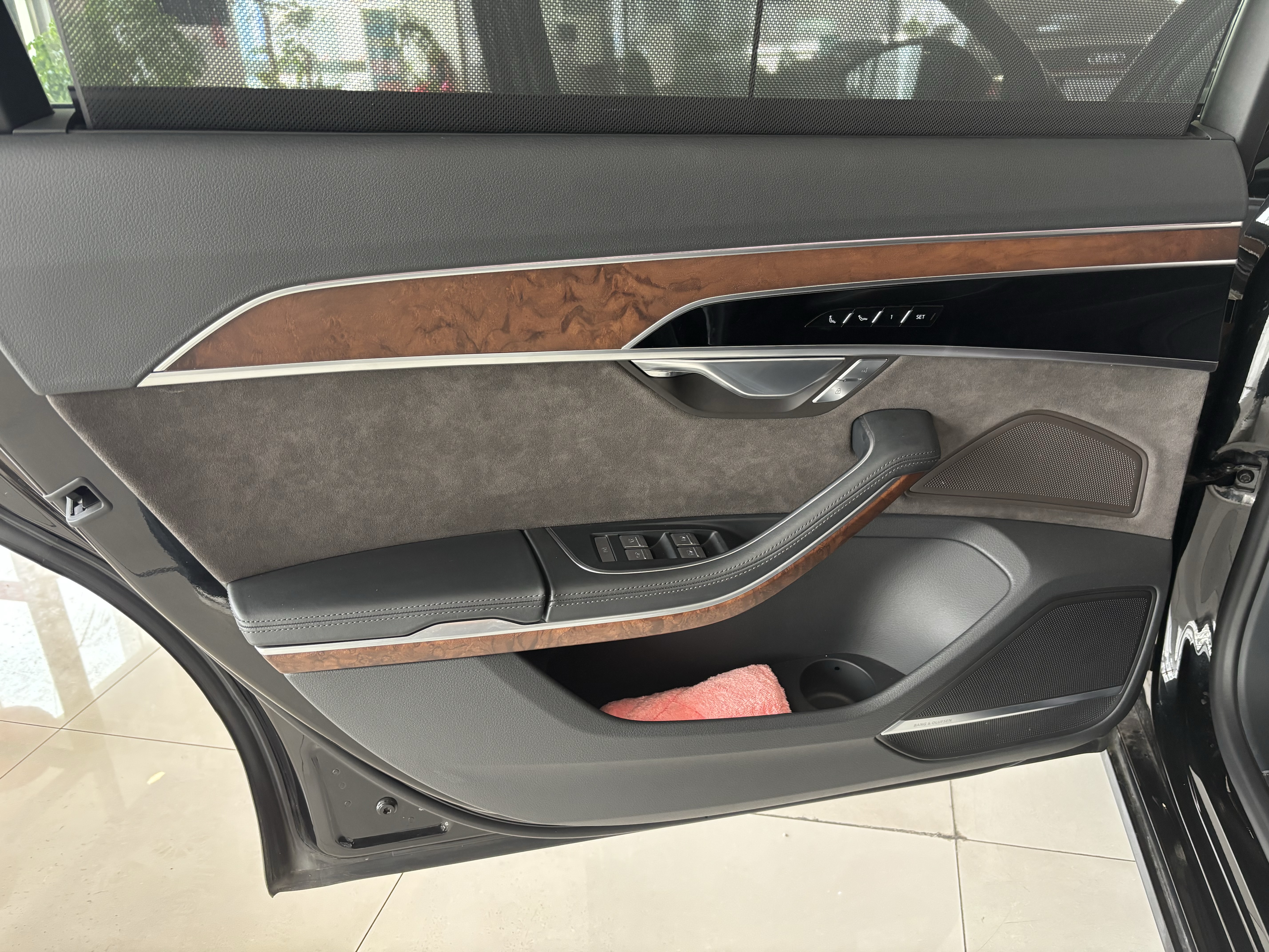 Audi A8 2019 car image #10