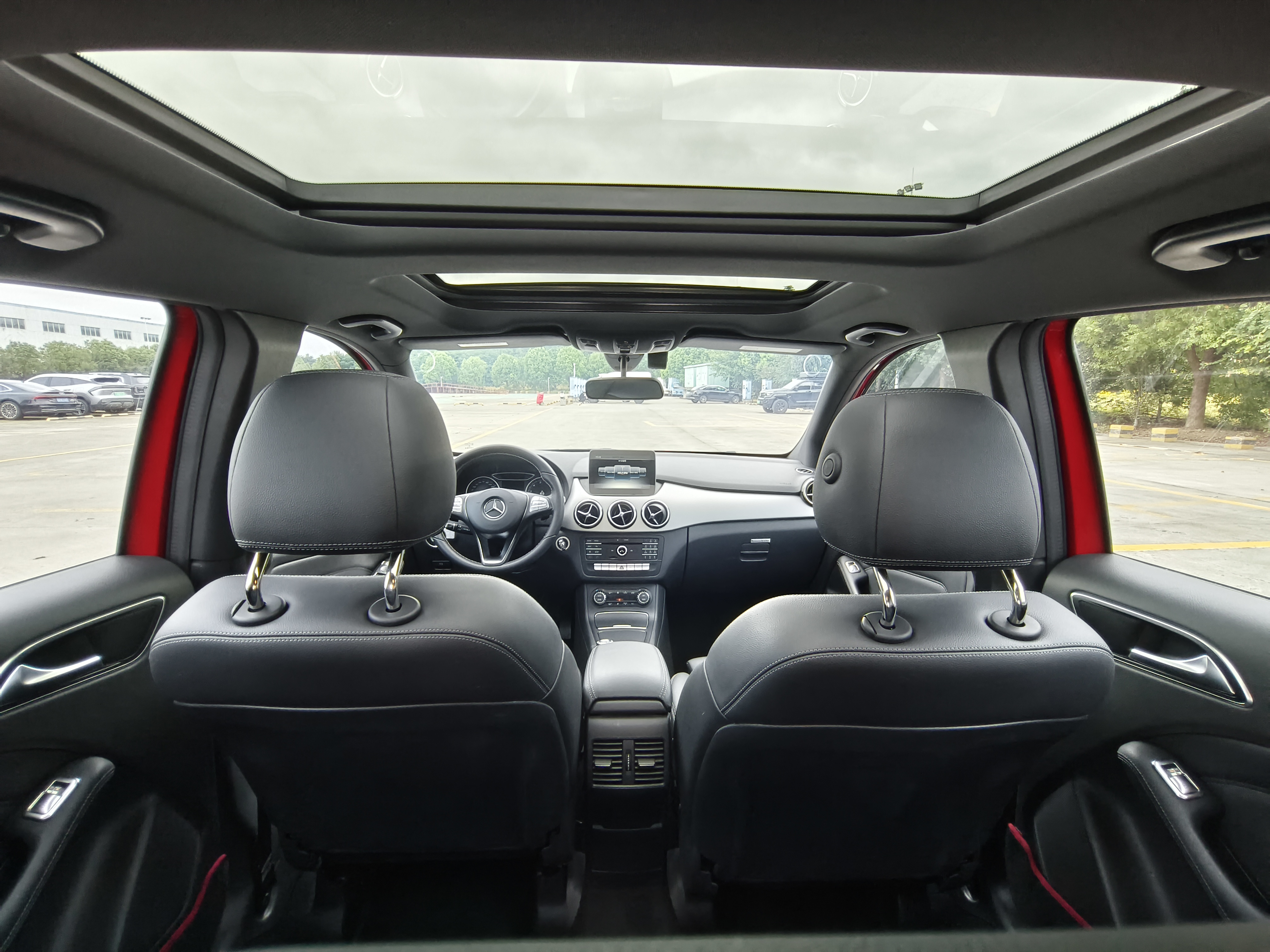 Mercedes-Benz B Class 2018 car image #10