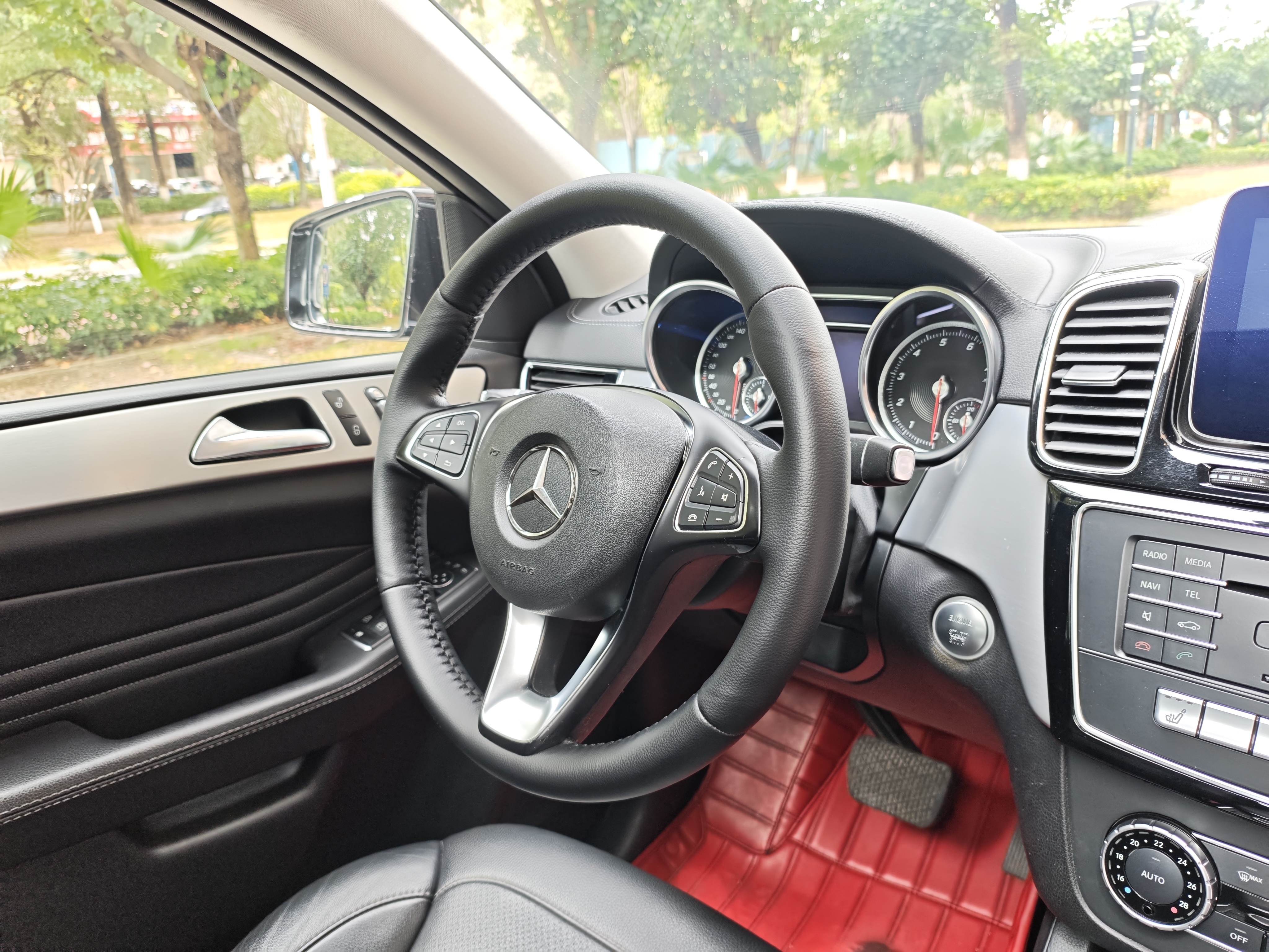 Mercedes-Benz GLE Coupe 2019 car image #10