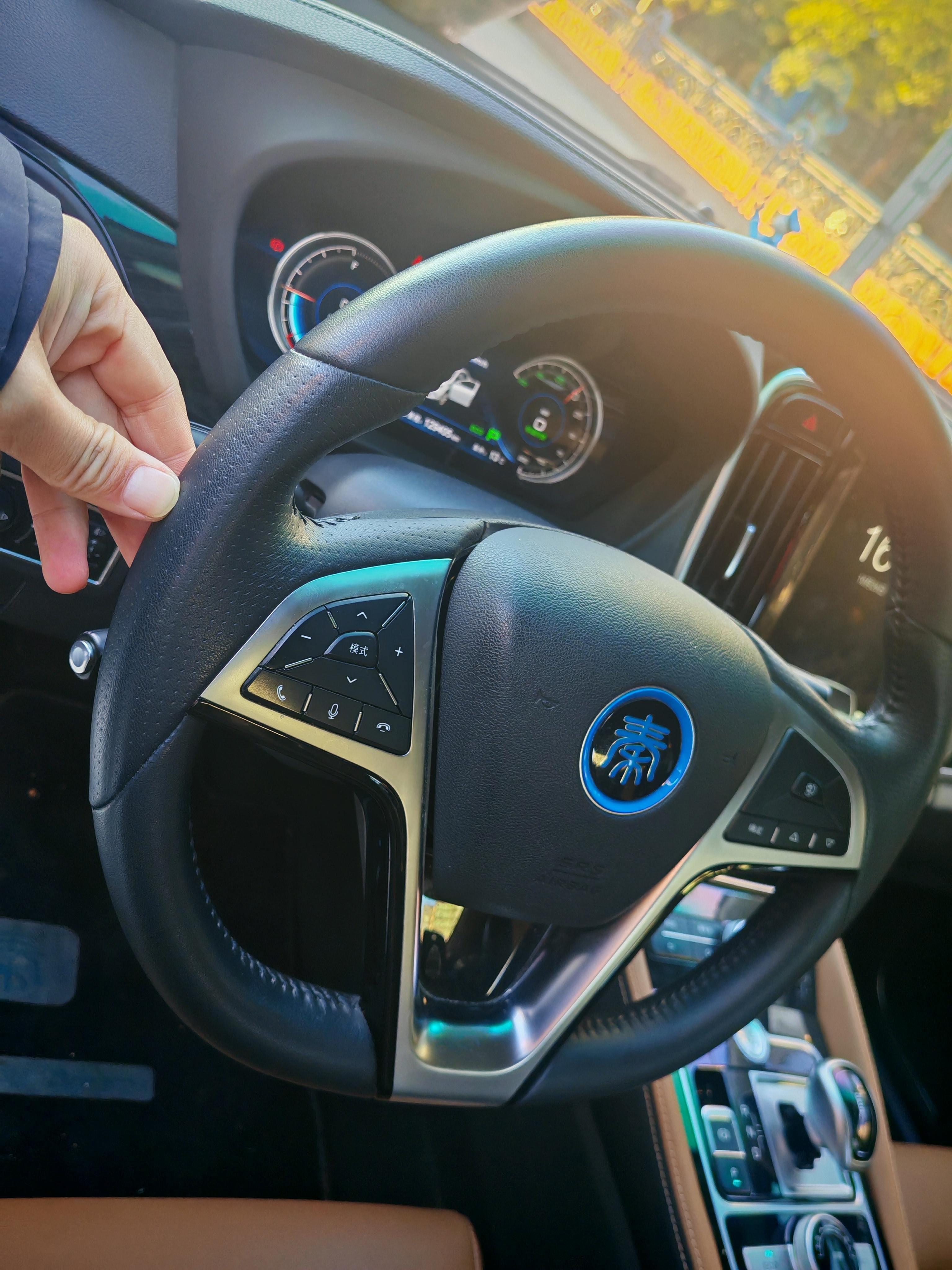 BYD Qin New Energy 2018 #10 BYD Qin New Energy 2018 car image #10