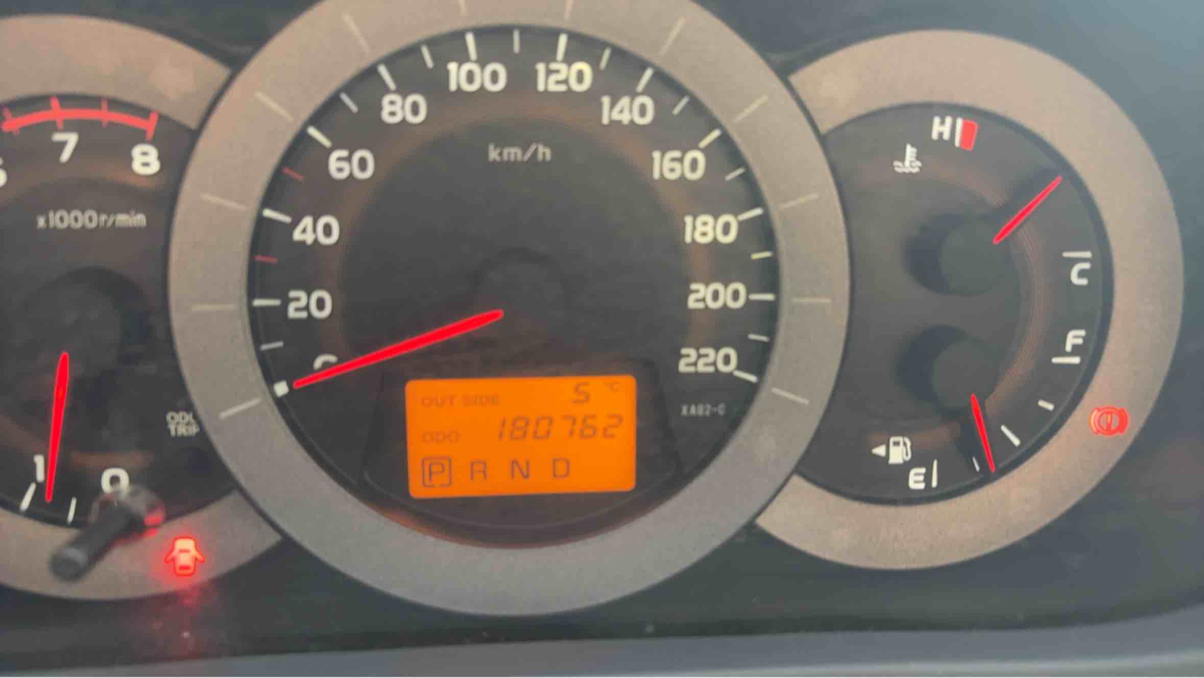 Toyota RAV4 2011 immagine di auto #10