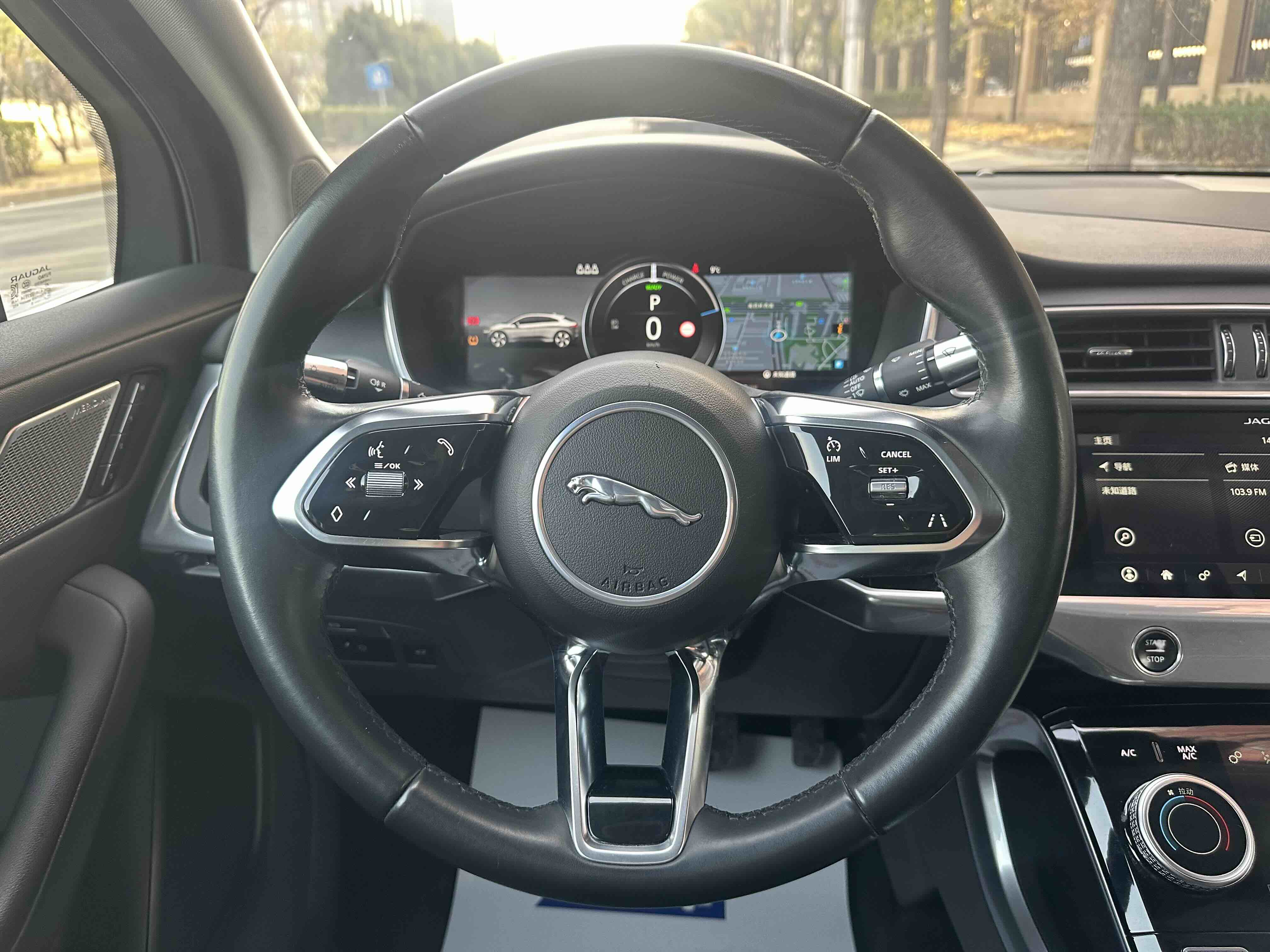 2018 #10 2018 car image #10