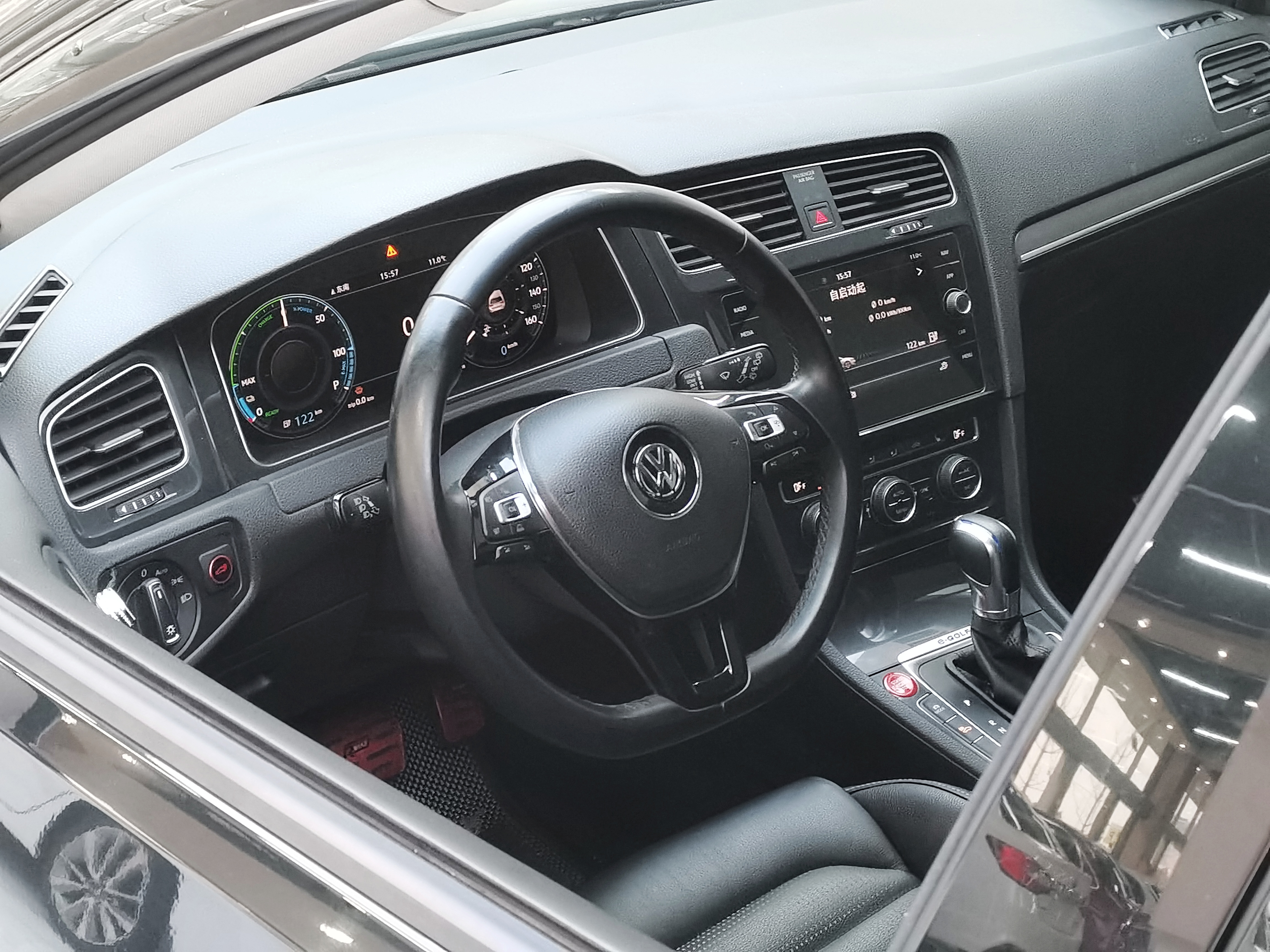 Volkswagen Golf New Energy (Imported) 2019 صورة سيارة #10