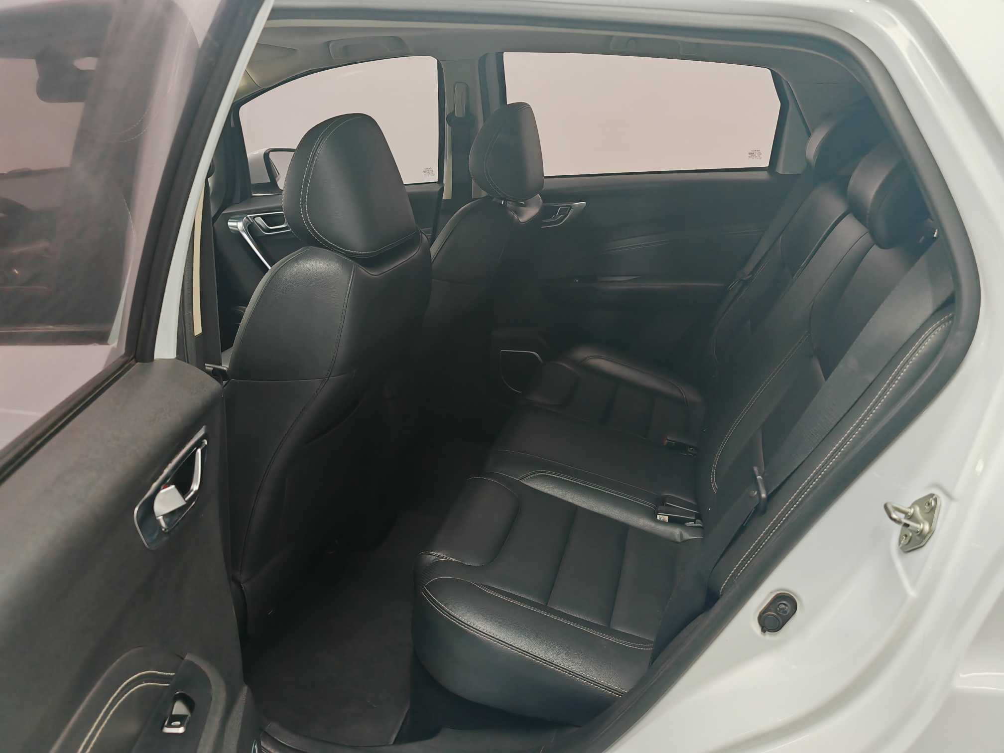 Vision X3 2019 immagine di auto #10
