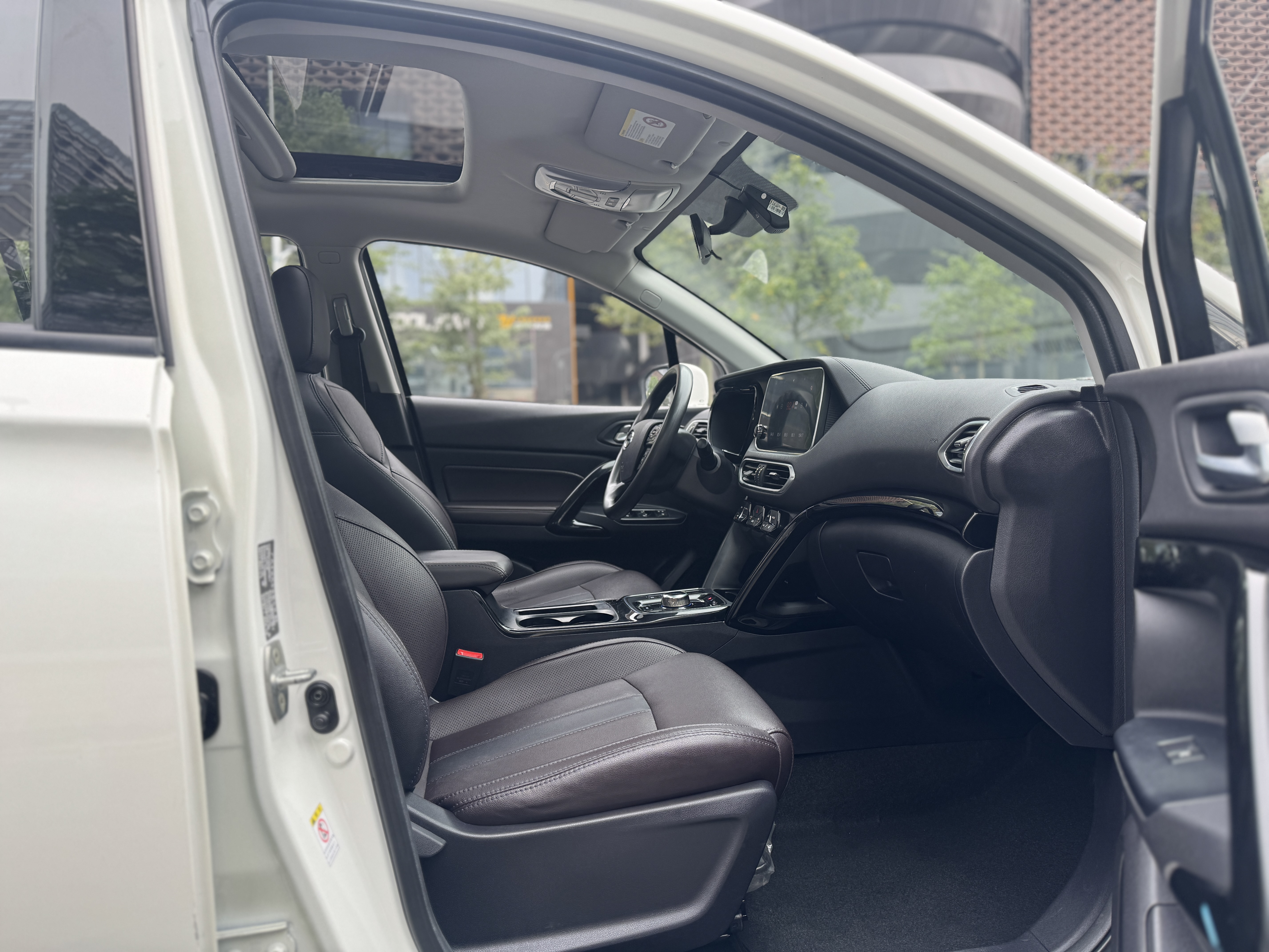 GAC ix4 2018 car image #10