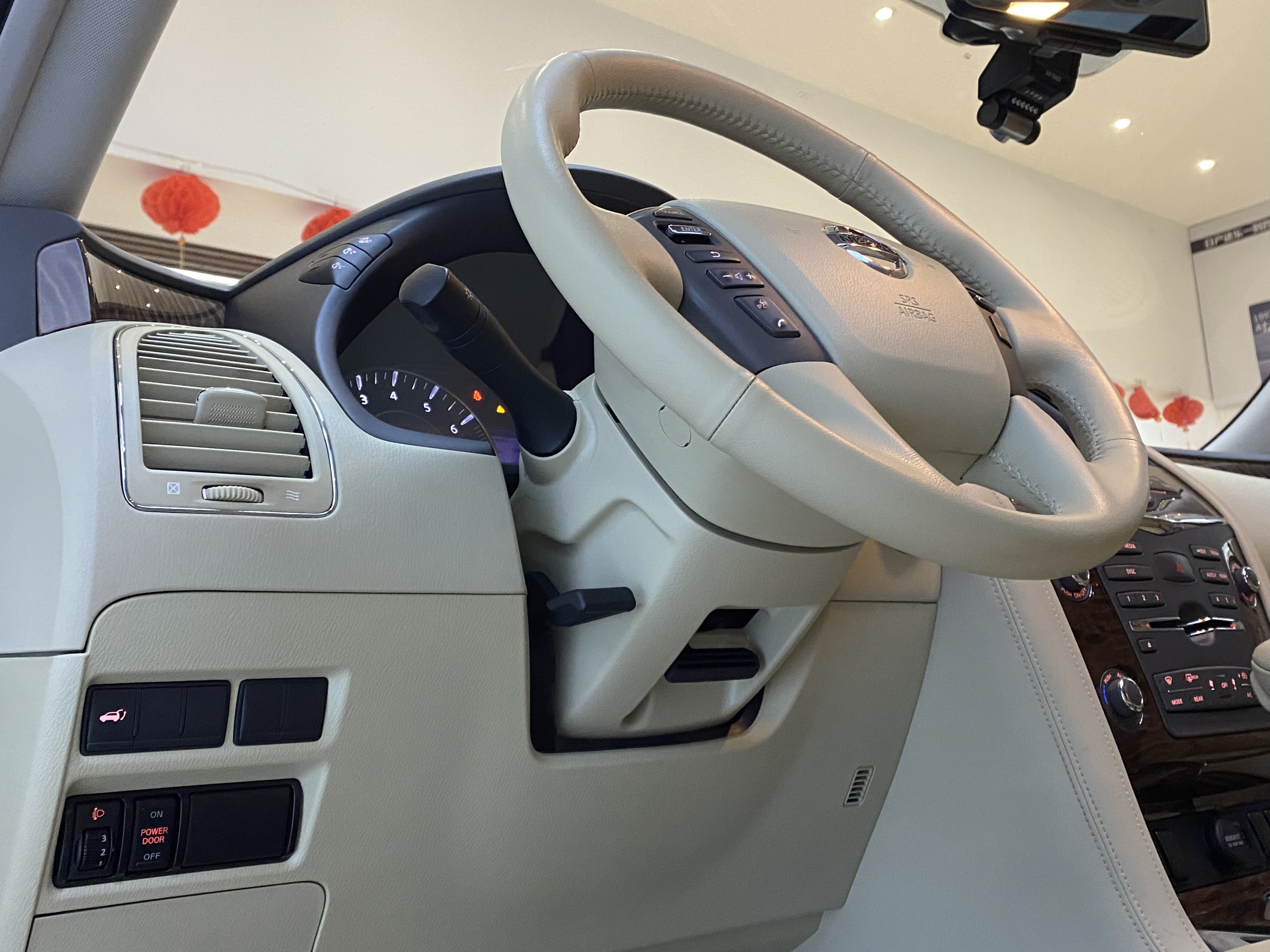Nissan 2019 #10 Nissan 2019 car image #10