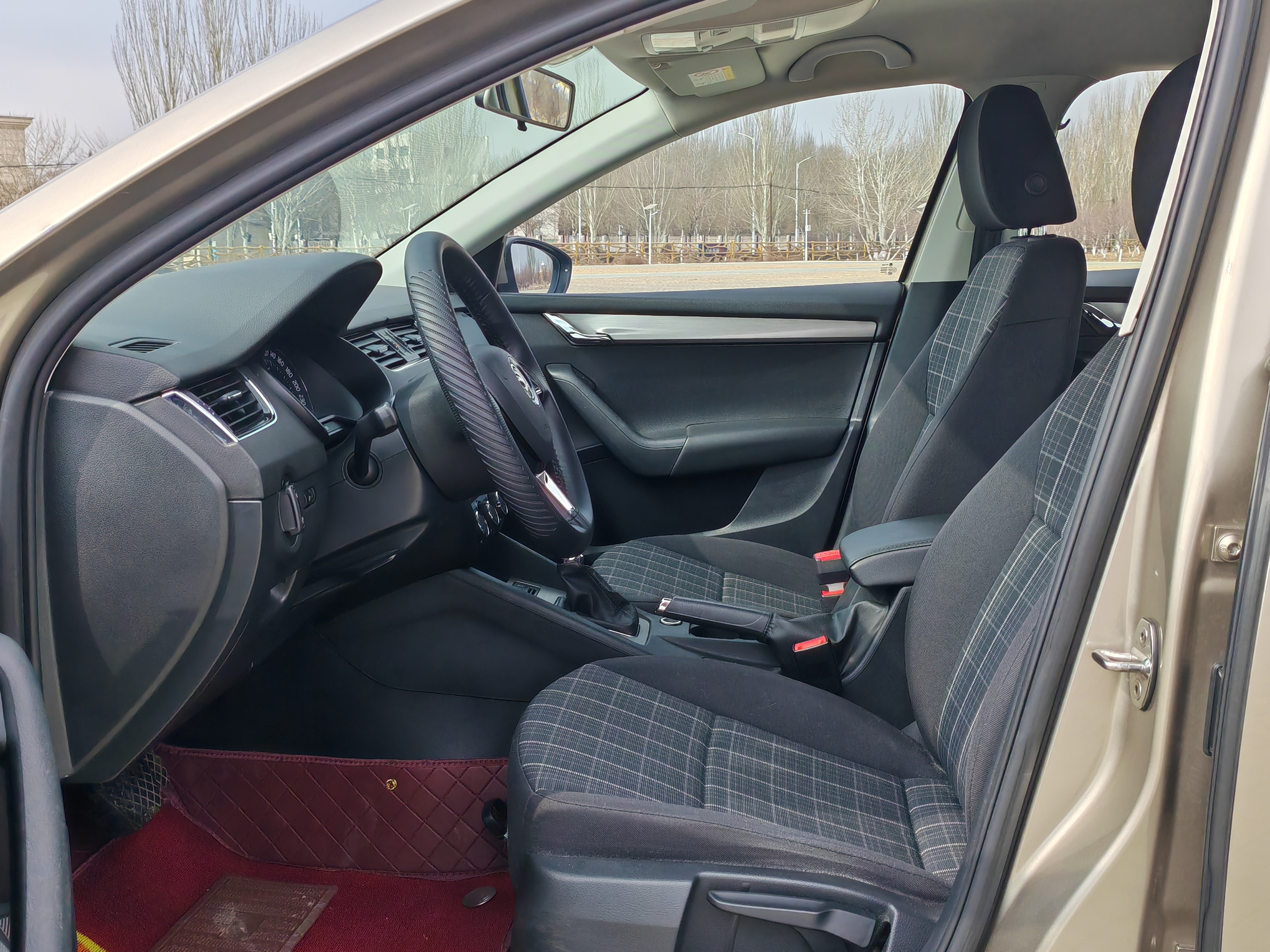 Skoda Octavia 2019 car image #10