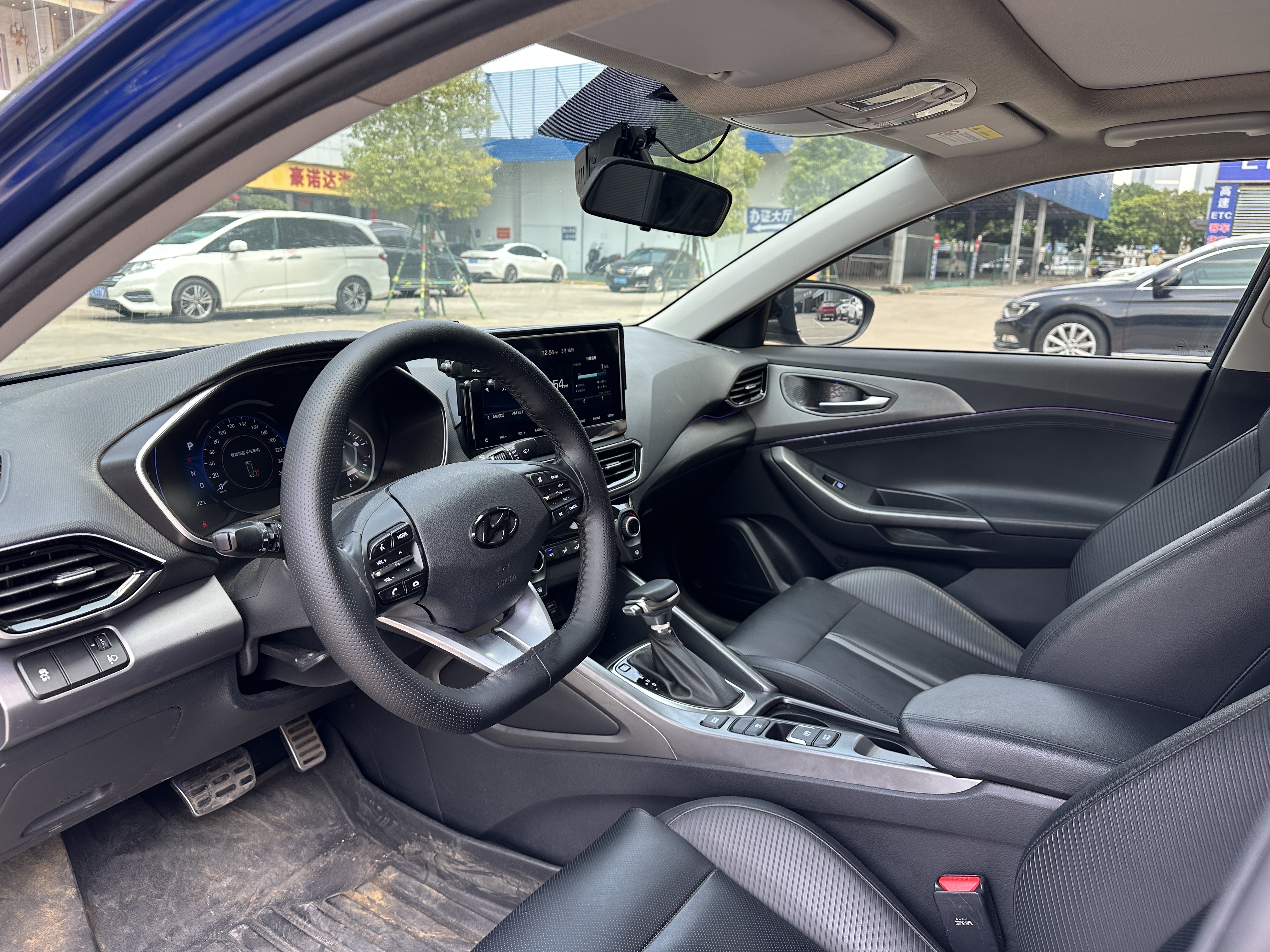 Hyundai Lafesta 2019 car image #10