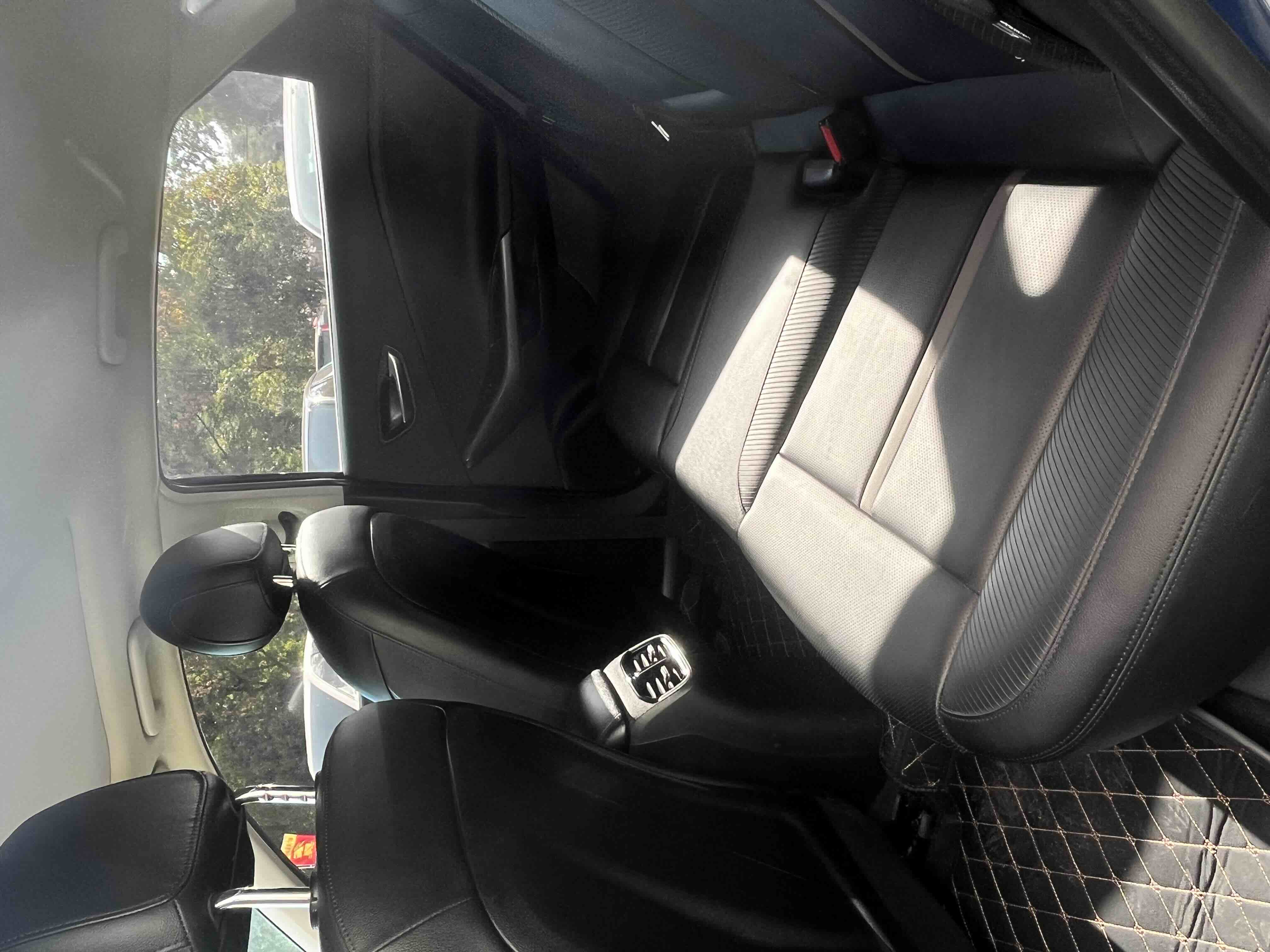 Hyundai Lafesta 2020 immagine di auto #10