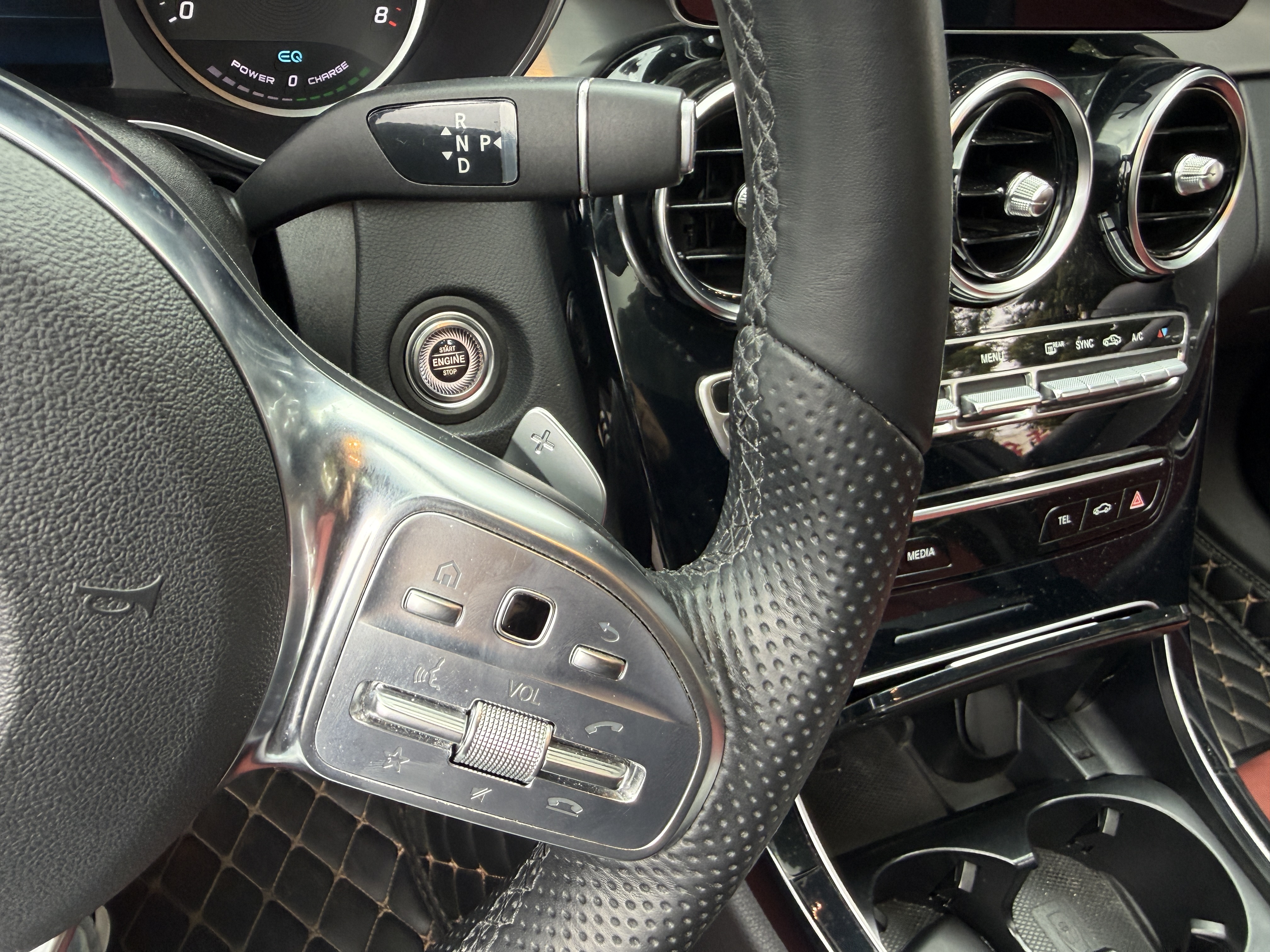 Mercedes-Benz C Class 2019 car image #10