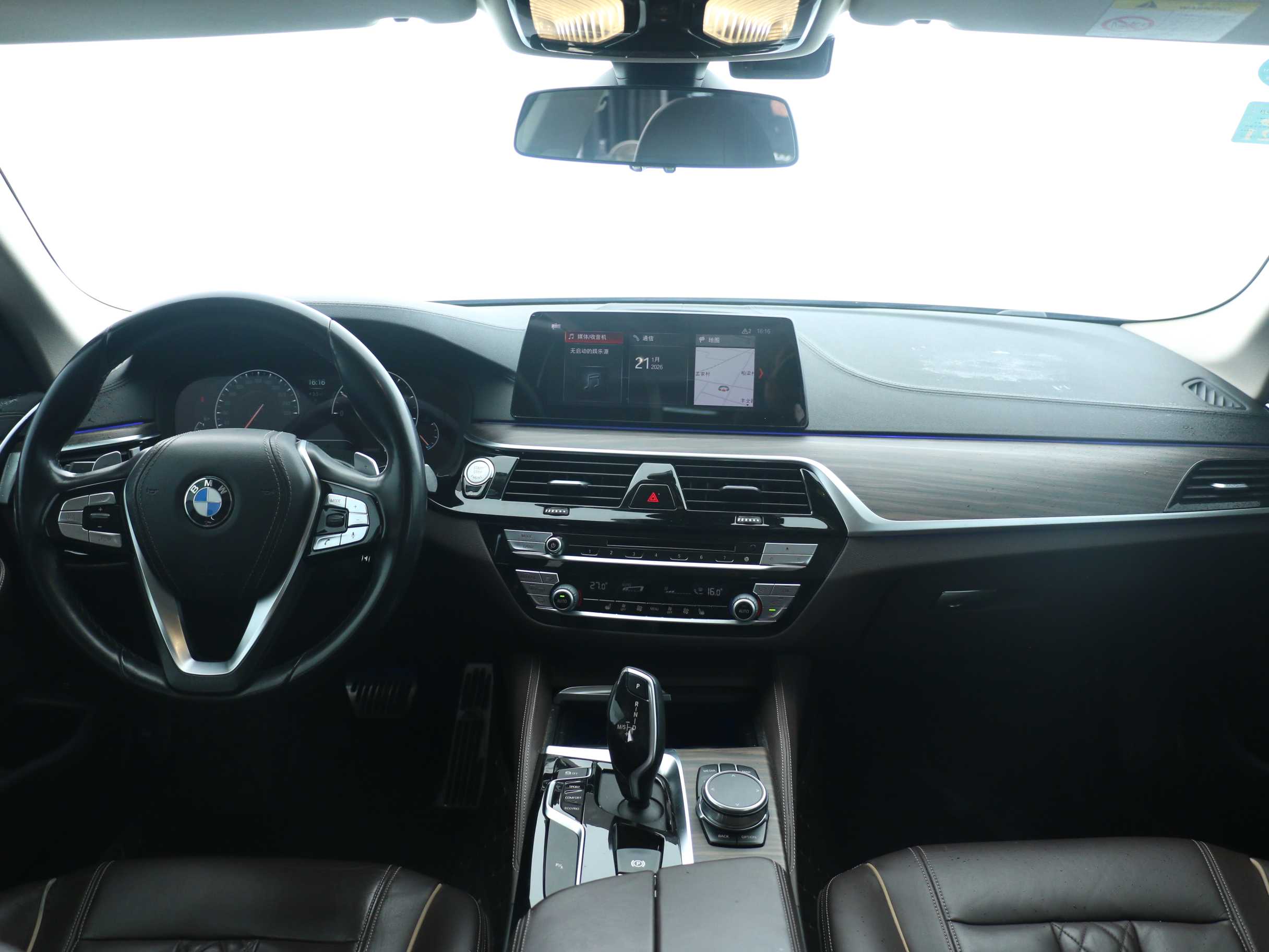 BMW 5 Series 2019 car image #10