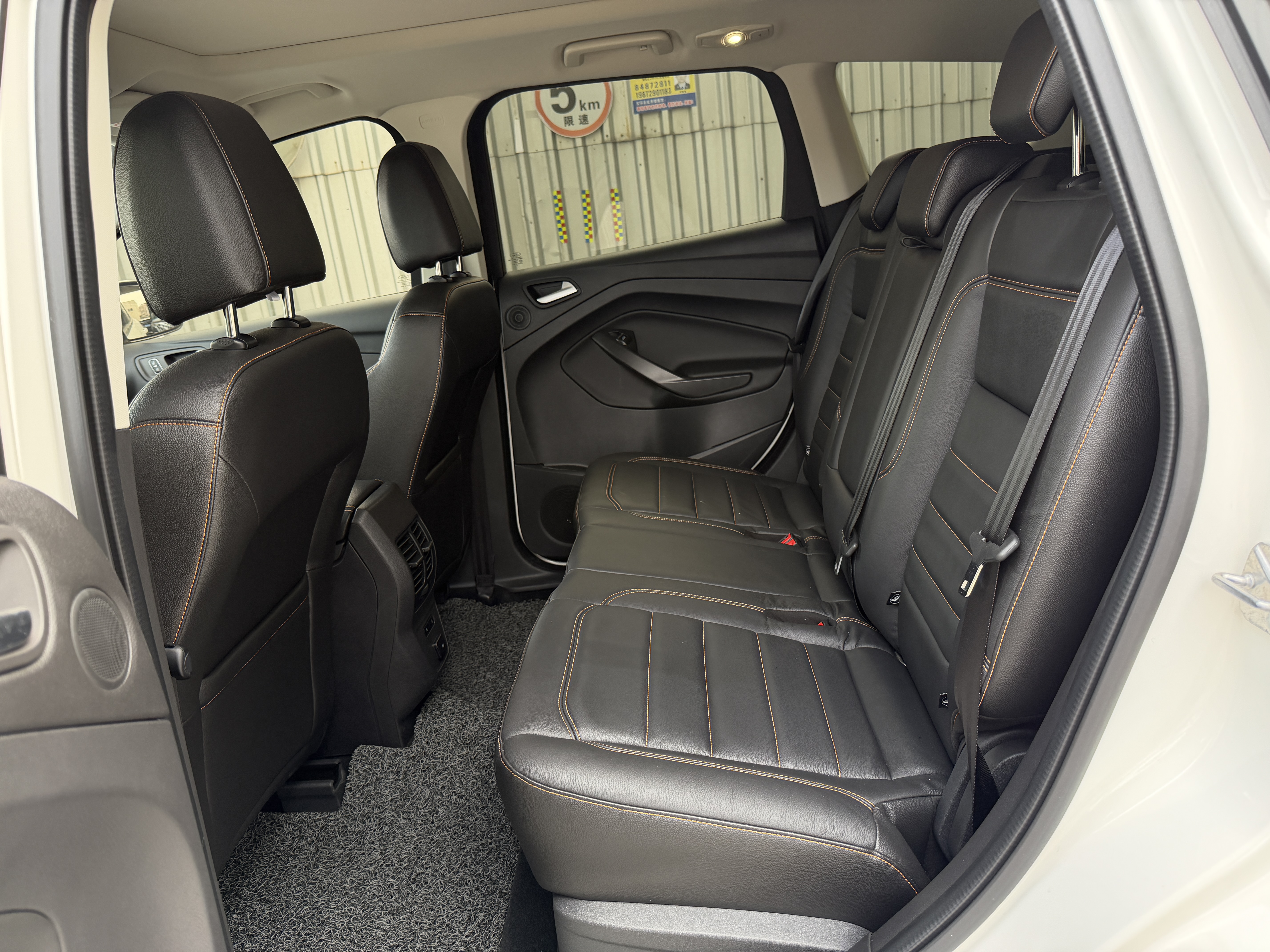 Ford Kuga 2019 #10 Ford Kuga 2019 car image #10